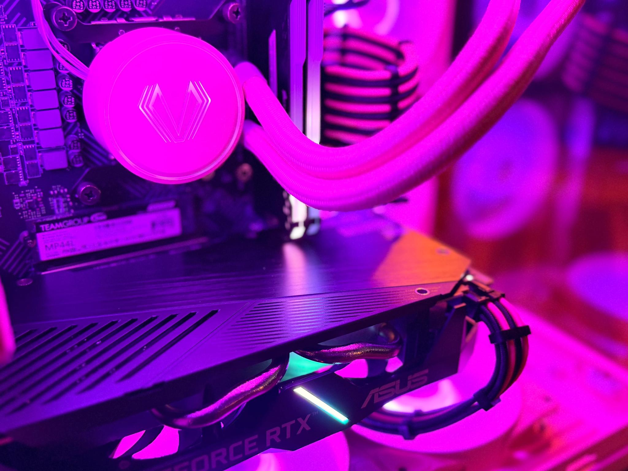 🥀 Rose 🥀 RTX 2060 / Intel Core i5-12400F / 1TB NVME / 16GB Ram DDR4 / 240 AIO / Windows 11 Pro