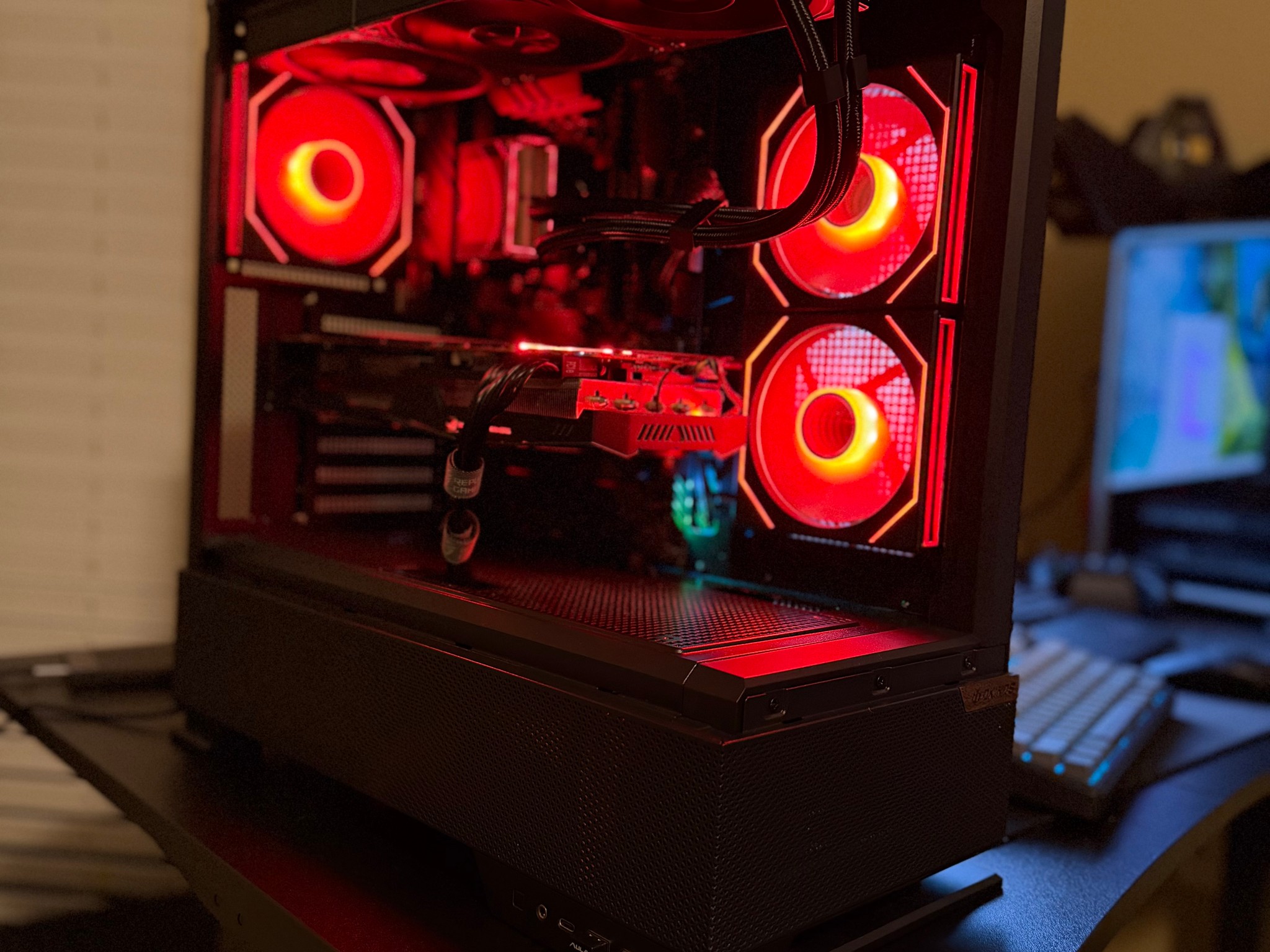 ROG Gaming PC | Ryzen 5 5500 | RX 5700 XT 8GB | 16GB RAM | ASUS TUF WiFi | 360mm LCD AIO
