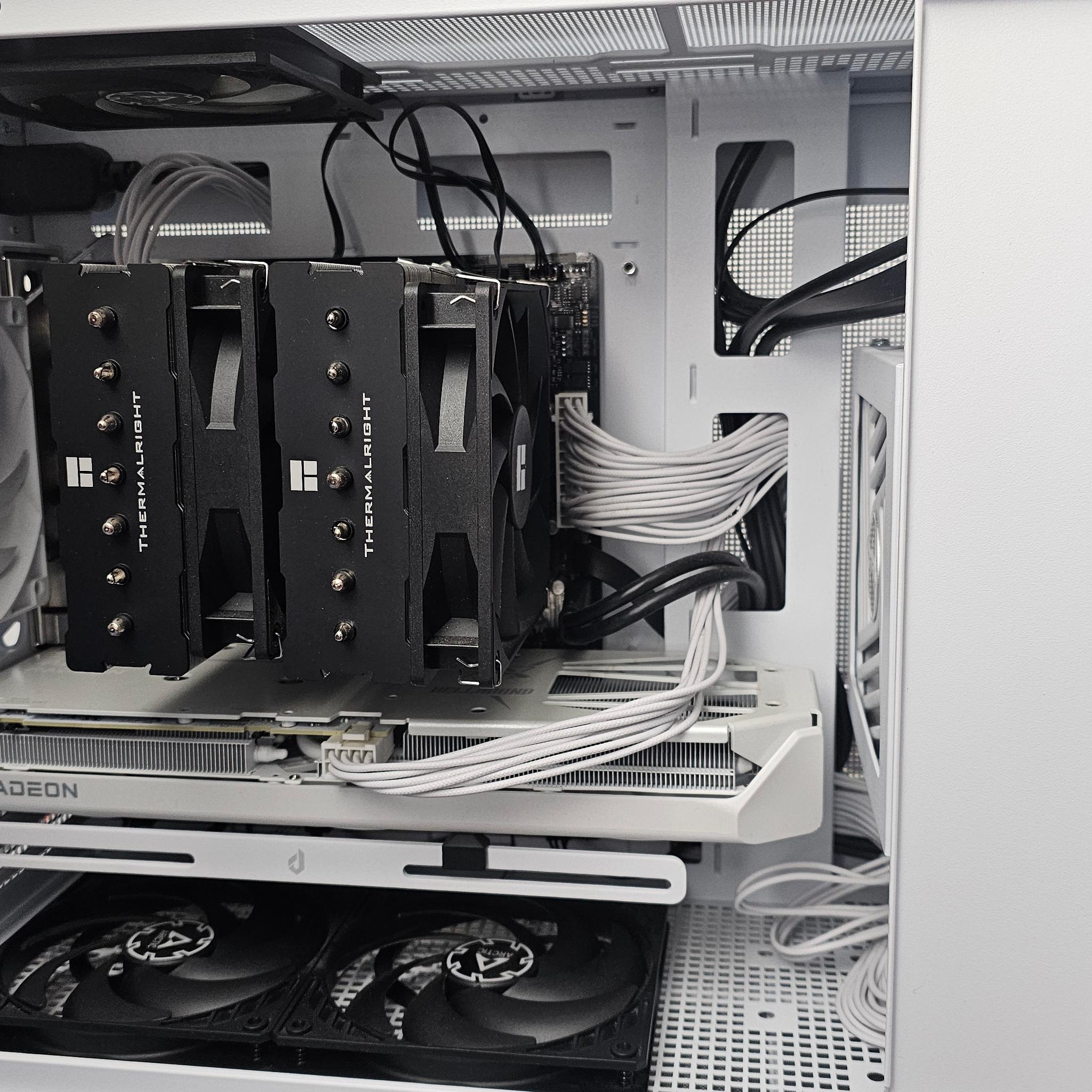 Ryzen 7 7800X3D | RX 9060XT 16GB | 32GB DDR5-6000 | 2x 1TB NVME SSD | 750W PSU
