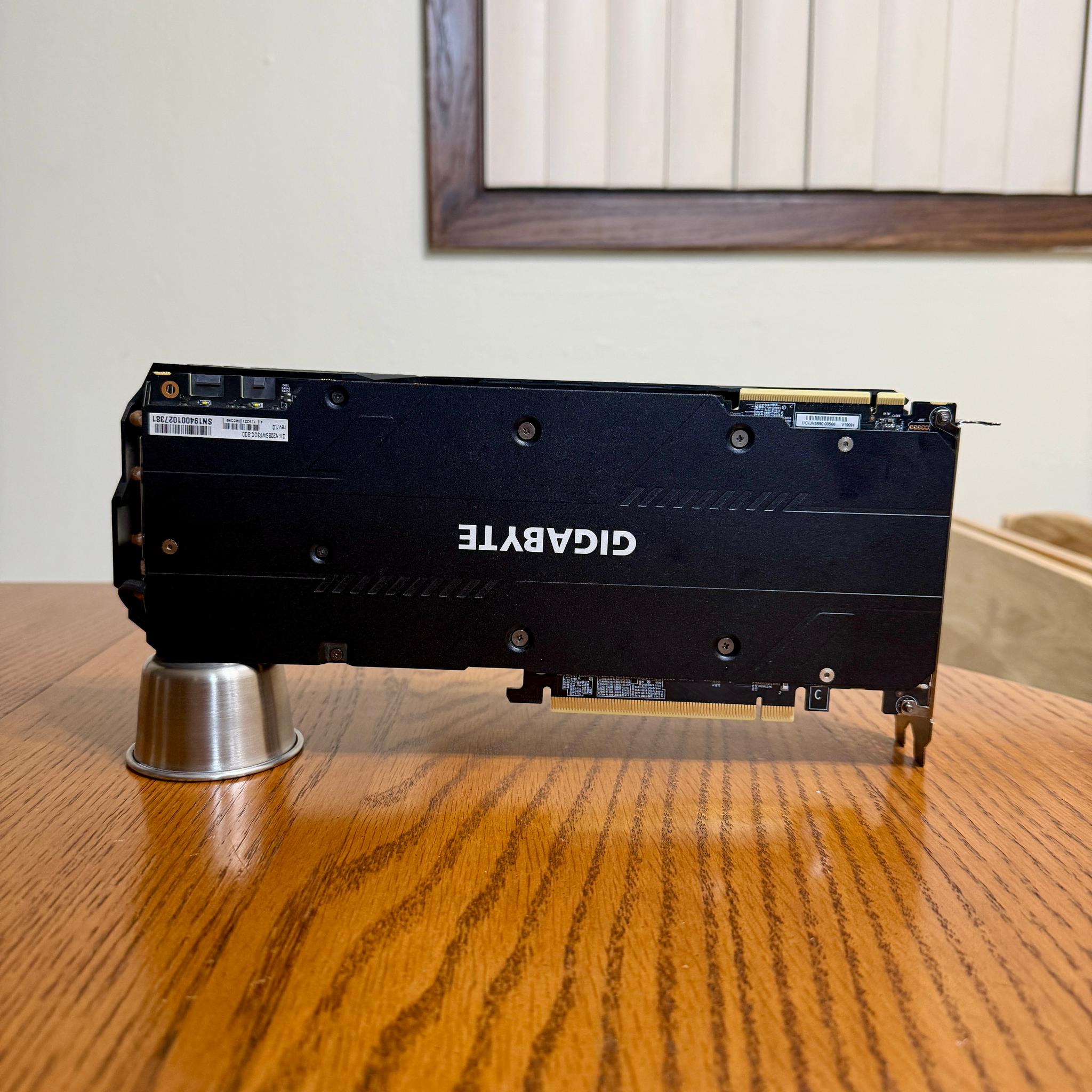 GIGABYTE GeForce RTX 2080 SUPER WINDFORCE OC 8G
