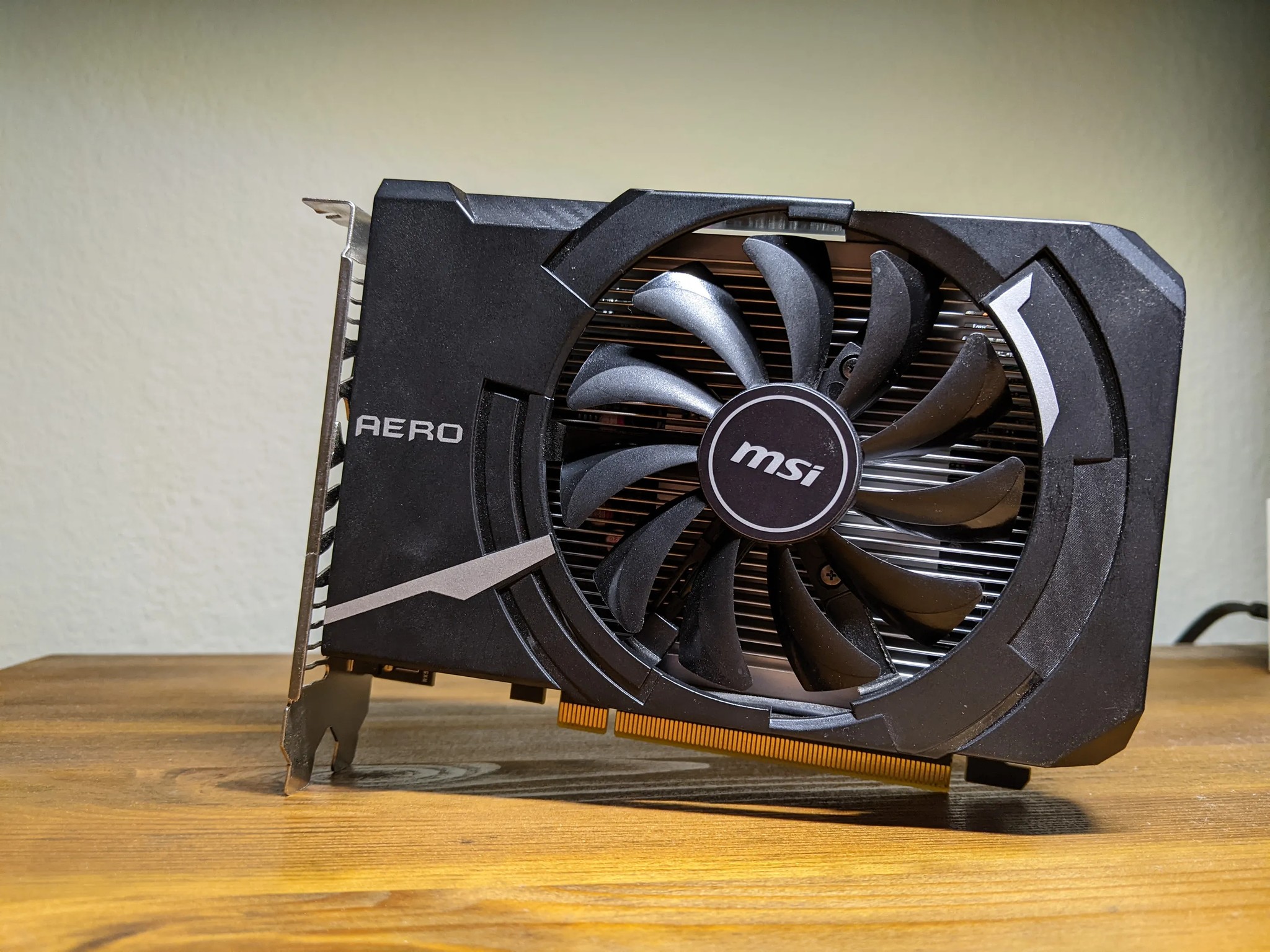 USED - Radeon RX 560 AERO ITX 4G OC