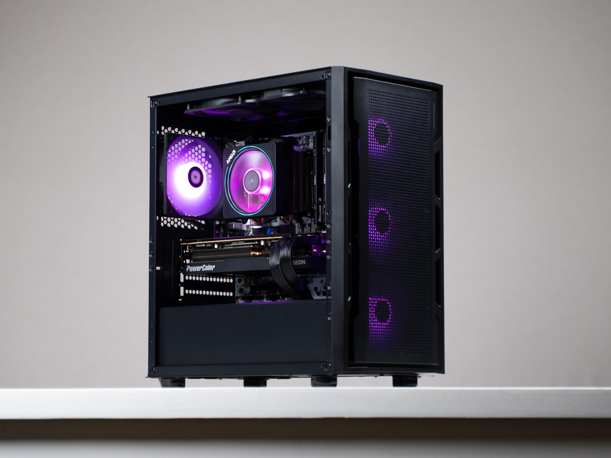 "Specform" RX 7800 XT Ryzen 5 7600X 1TB 32GB Windows 11 Pro Gaming PC