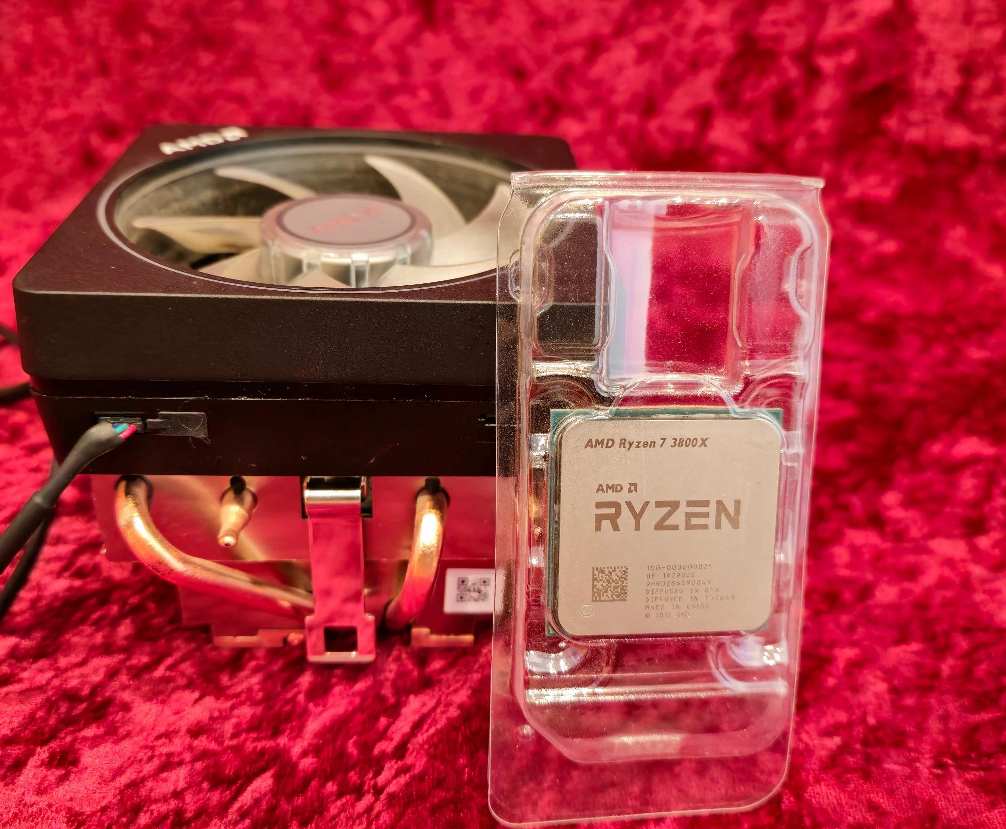 AMD Ryzen 7 3800X with Wraith Prism Cooler