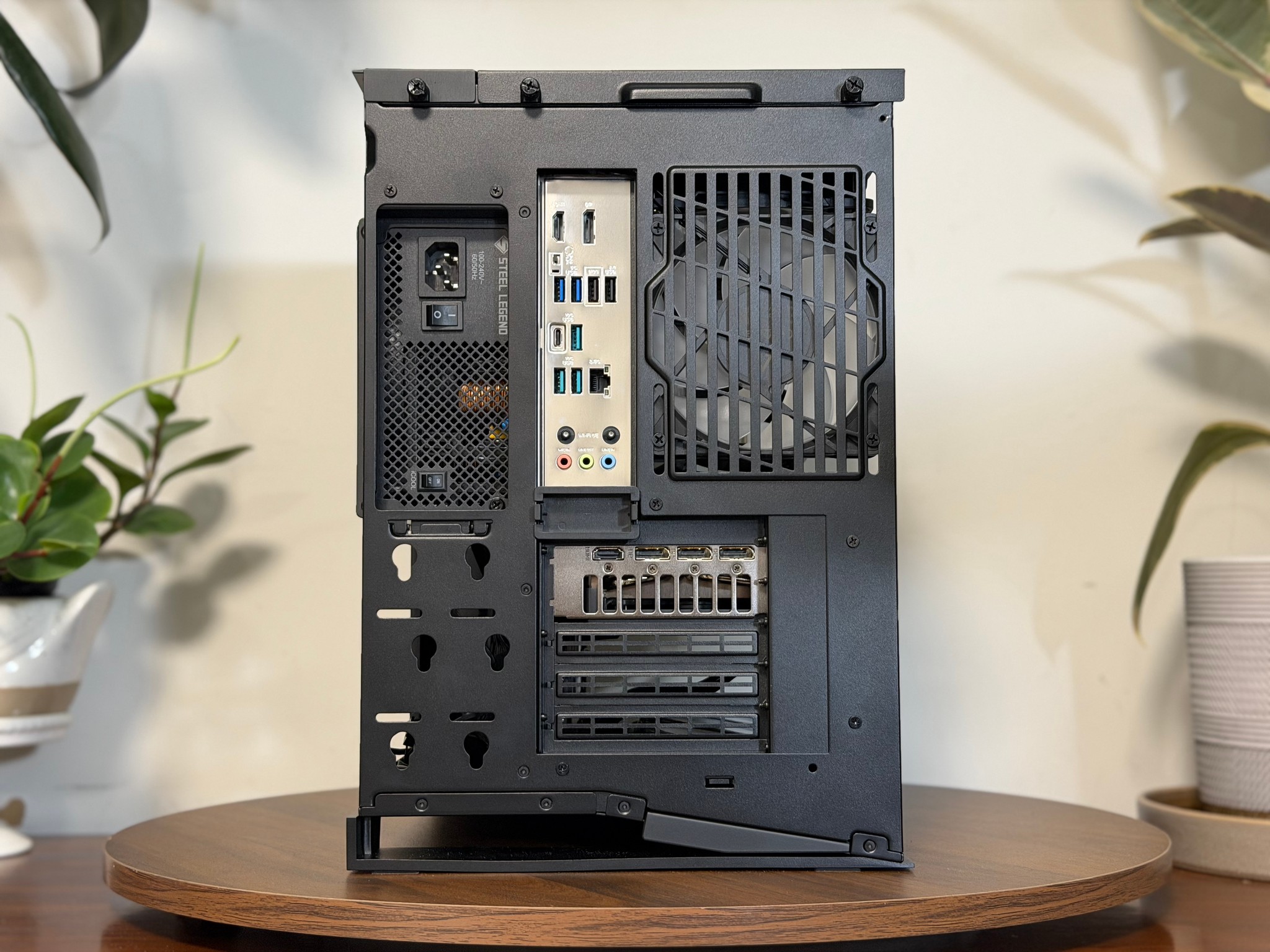 RTX 5080 Windforce OC SFF | Ryzen 7 9800X3D | 32GB DDR5 | B850 | 4TB SSD | 1000W Custom Gaming PC