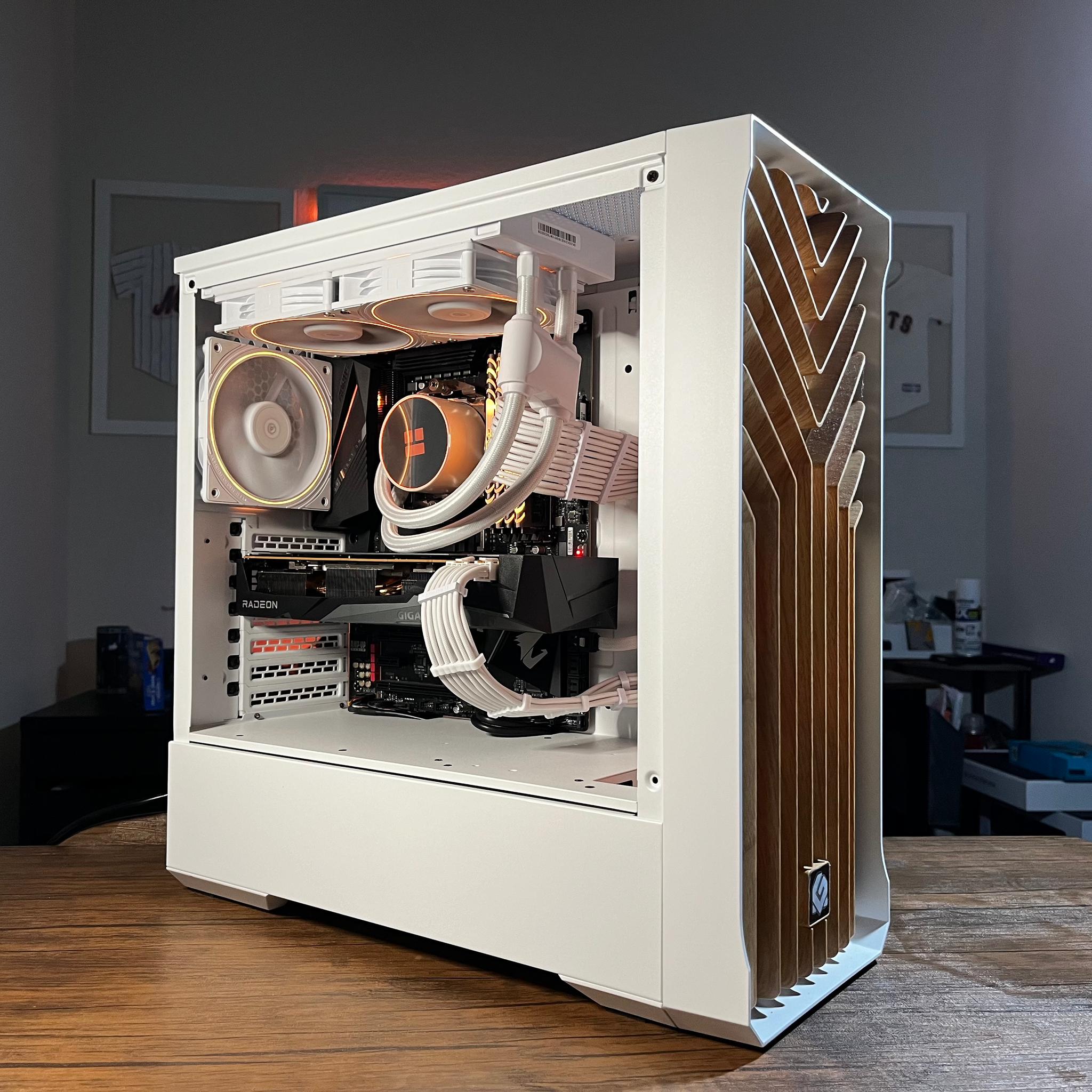 White Gaming PC (RYZEN 5 5600 +RX 6750xt)