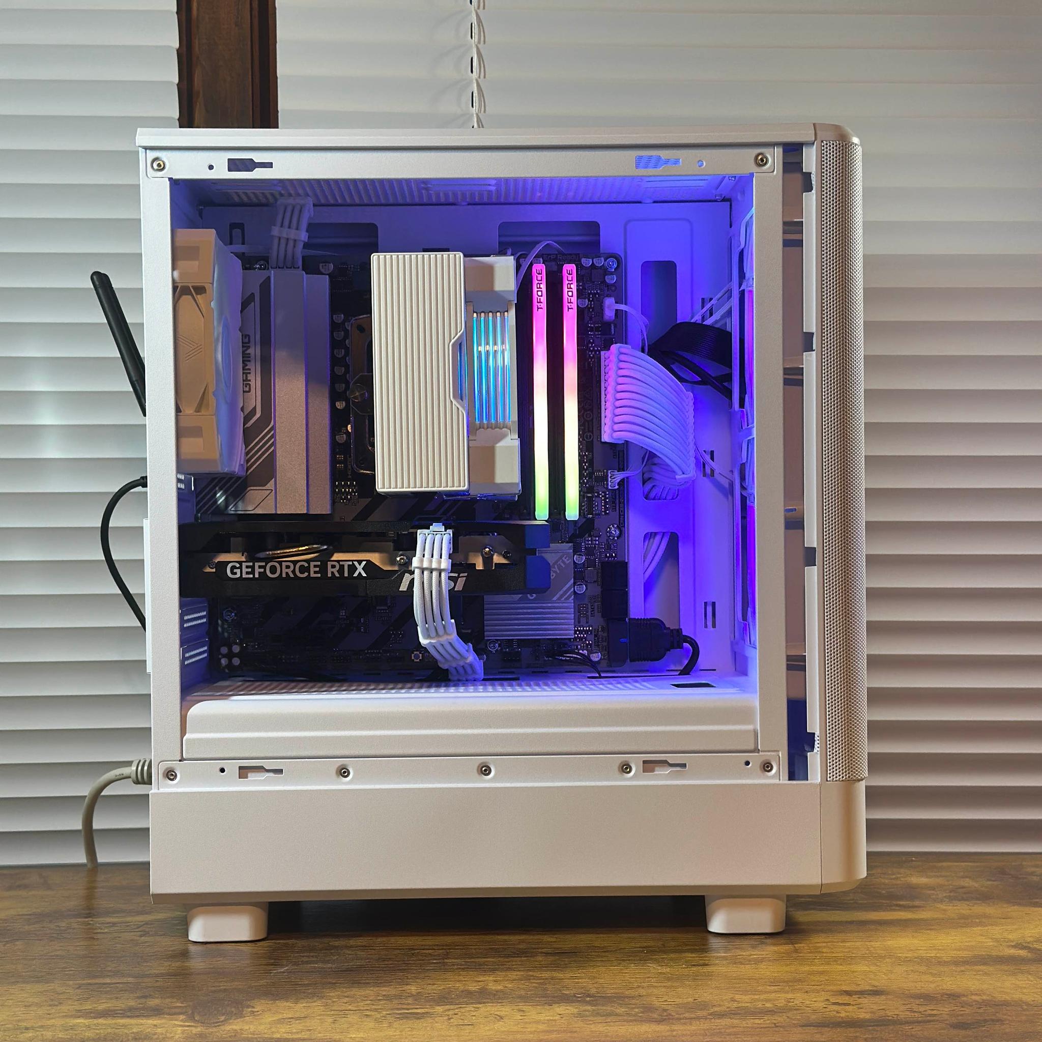 RTX 5060 8GB | AMD Ryzen 5 8400F | 16GB DDR5 | 1TB SSD | Win11 | WIFI | 1080P/1440P Gaming PC