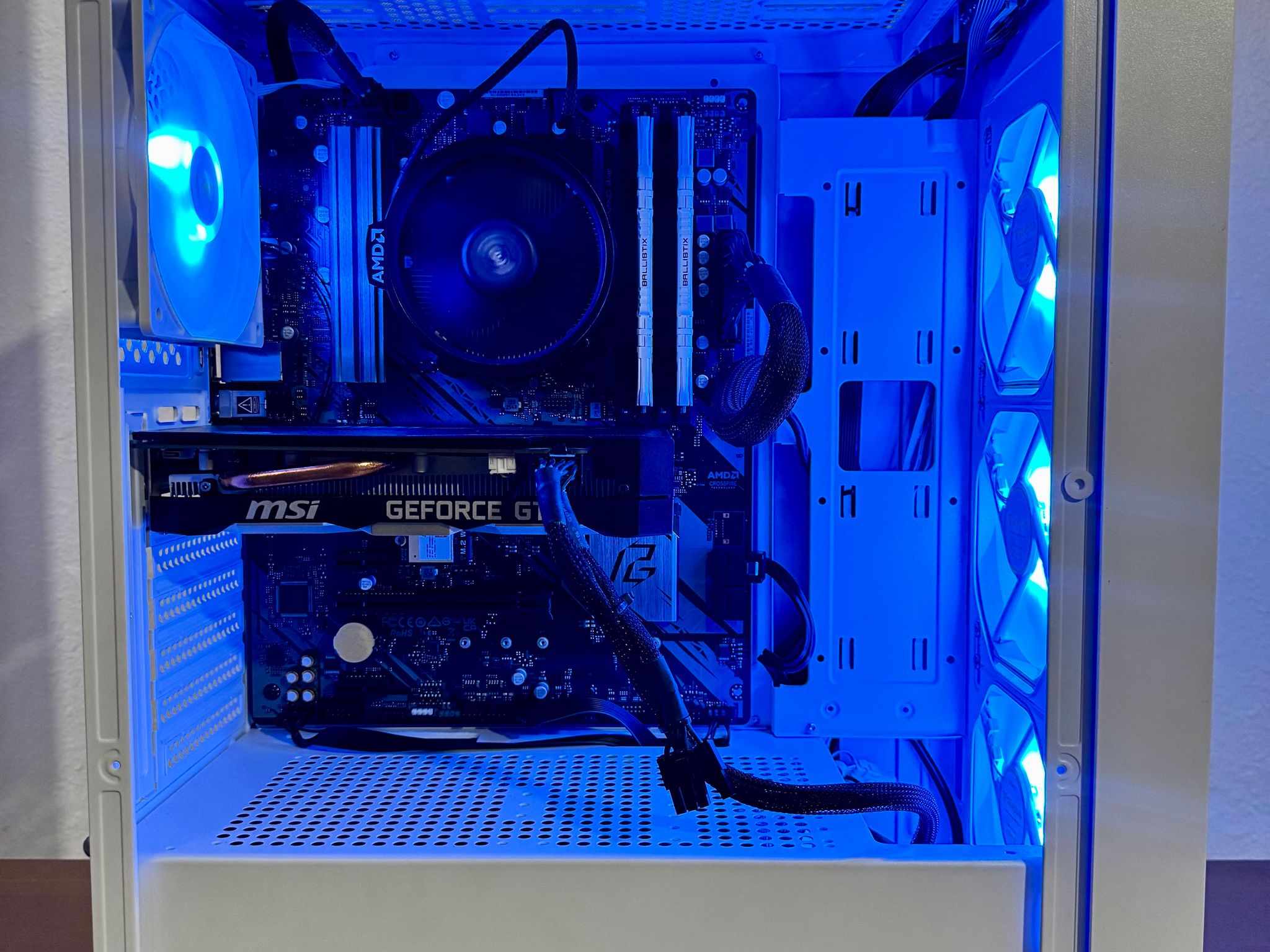 ❄️🎮 White RGB Gaming PC | Ryzen 5 5500 + GTX 1660