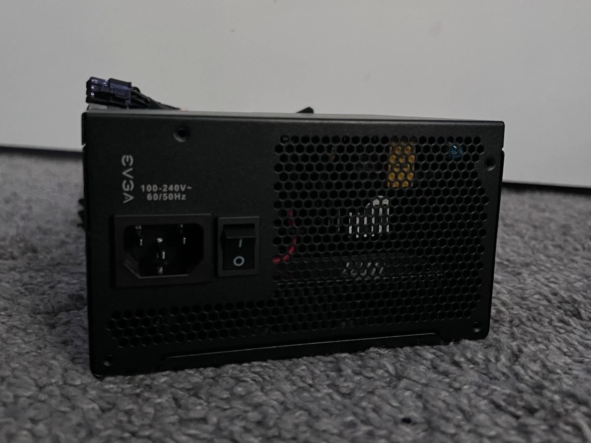 Used EVGA 550 BP, 80+ BRONZE, 550W Power Supply