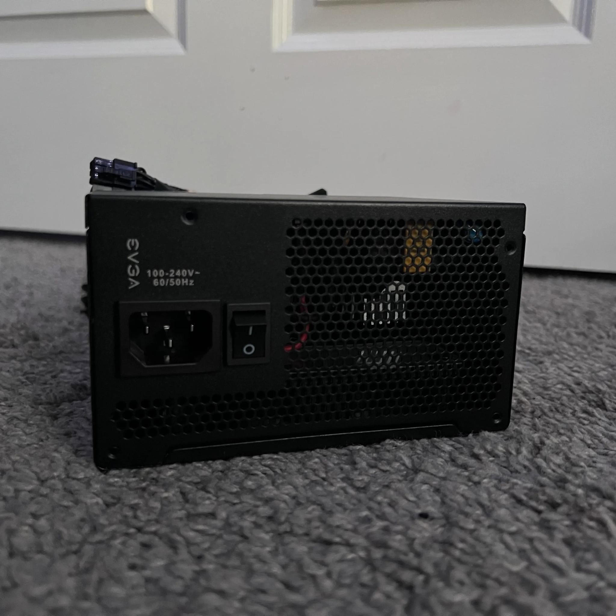 Used EVGA 550 BP, 80+ BRONZE, 550W Power Supply