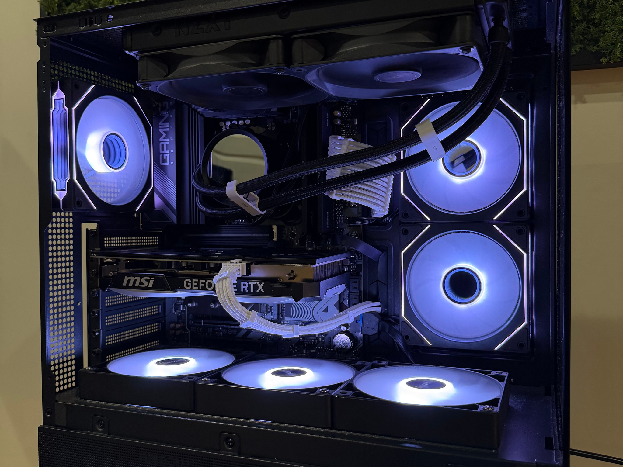 🔥 CUSTOM AM5 FUTURE-PROOF GAMING PC || RYZEN 7700x || RTX 4070 || 32GB Ram || 1 TB Nvme SSD 🔥