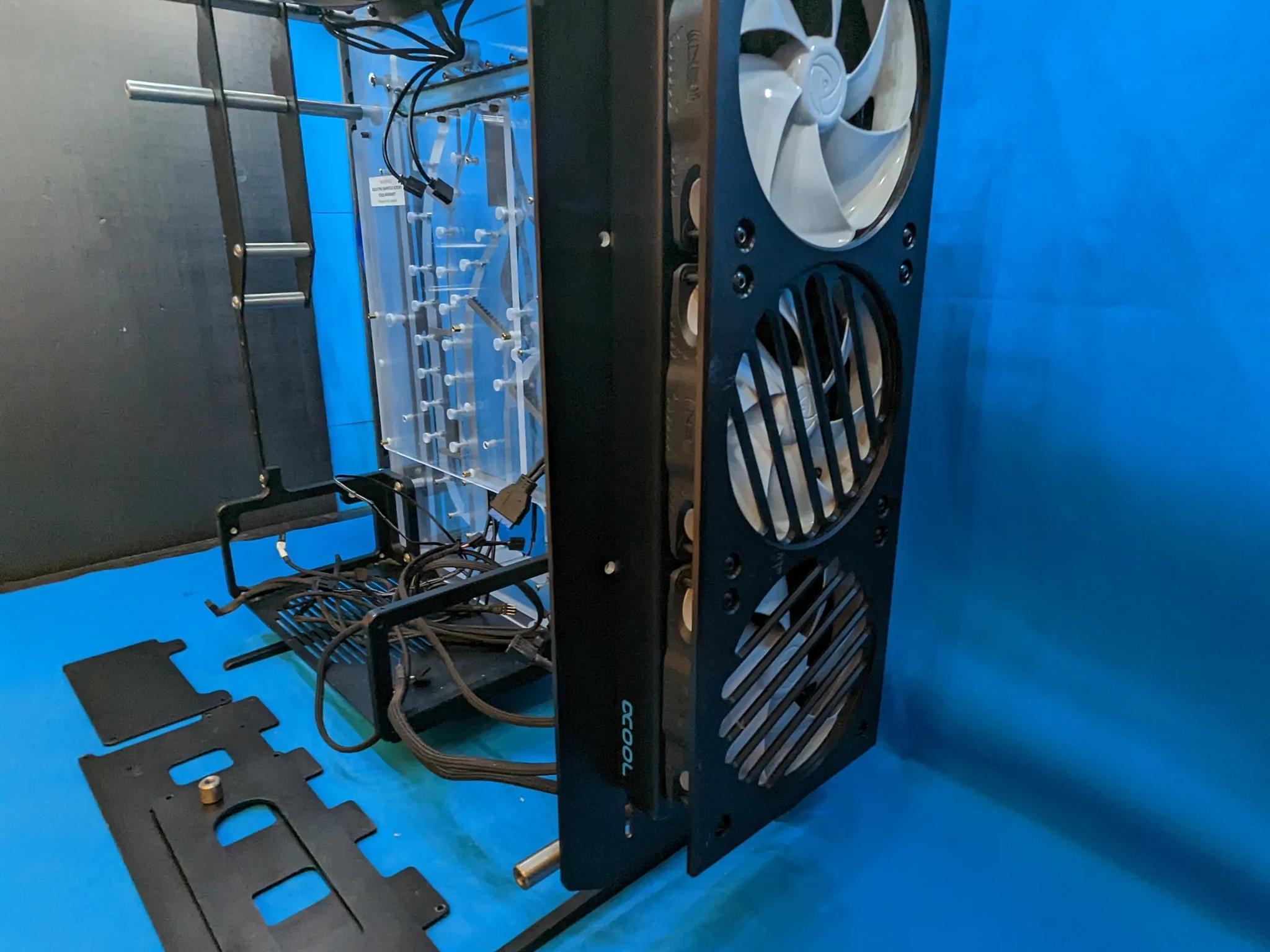 Singularity Computers SC Spectre 3.0 Case - Black - Some Work Needed