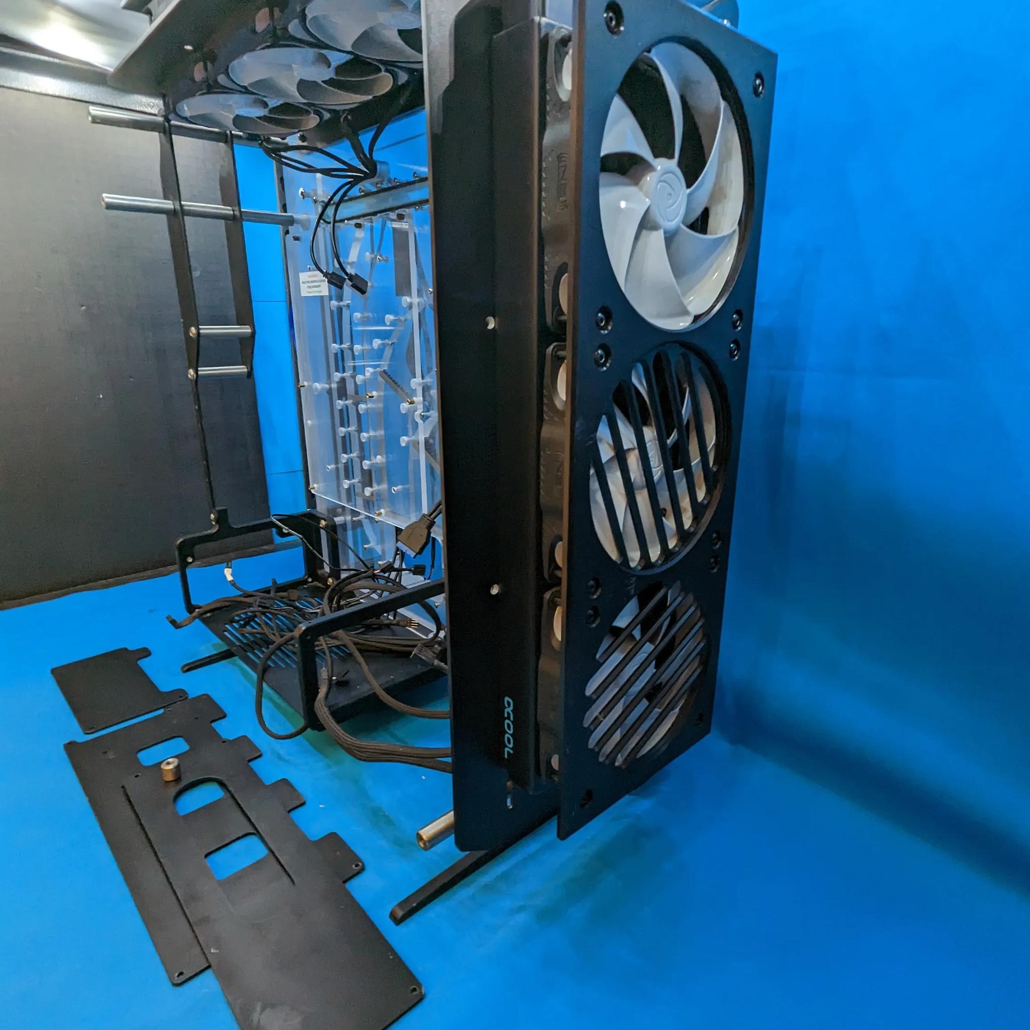 Singularity Computers SC Spectre 3.0 Case - Black - Some Work Needed