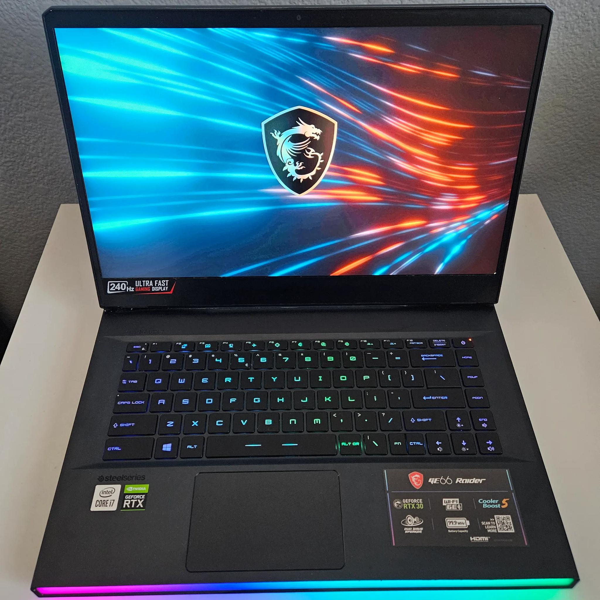 MSI GE66 Raider 15.6" 240Hz i7-10750H 32GB RAM 1TB SSD RTX 3070 Laptop