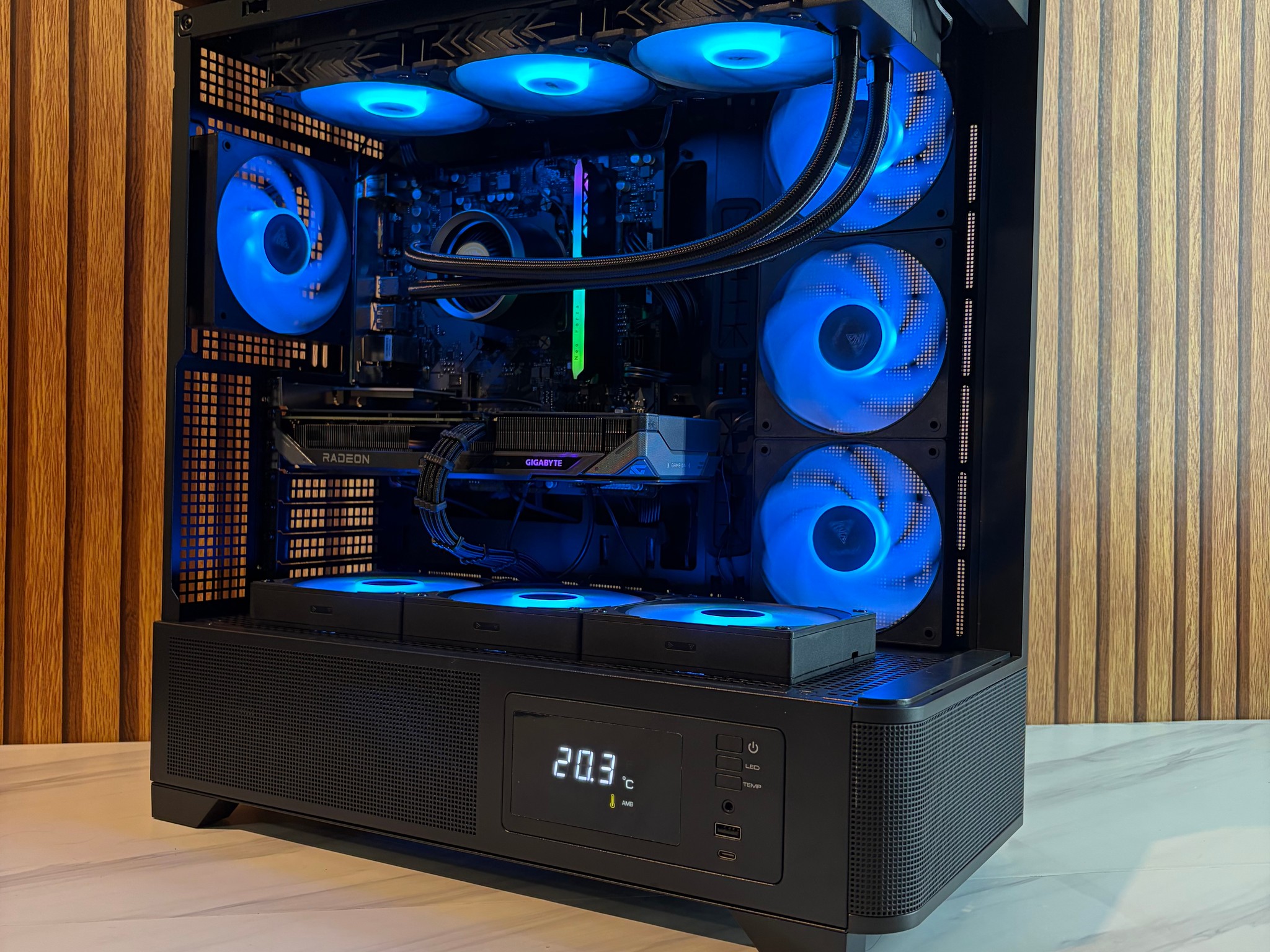 9060XT 16GB | RYZEN 5 9600X  | 16GB DDR5 | 650W | 360MM