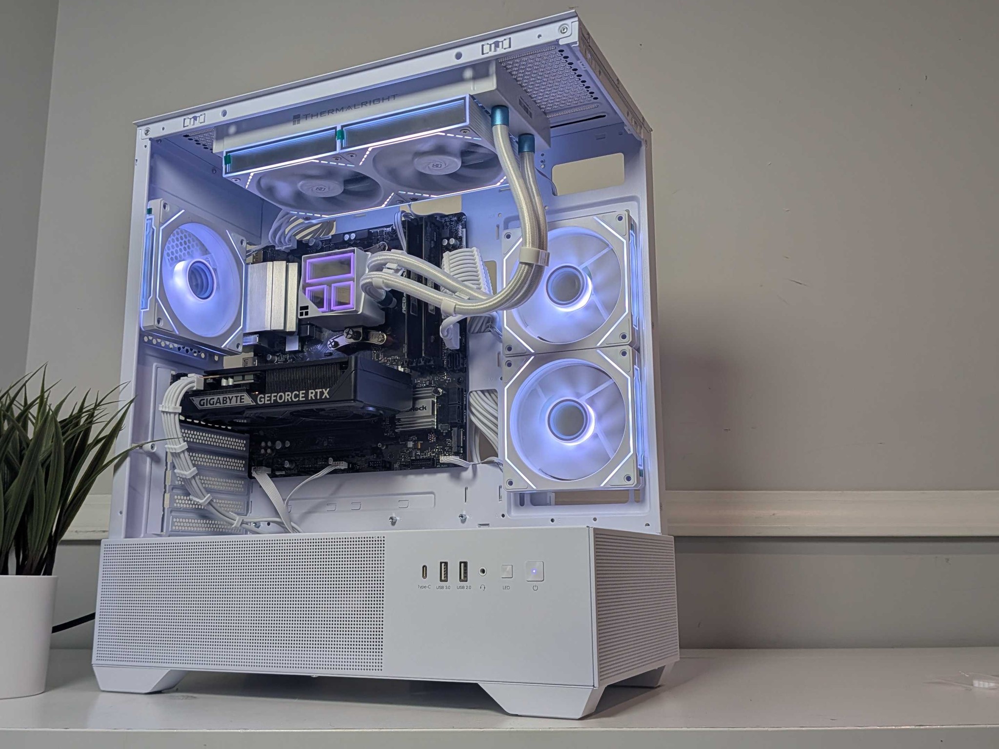 RTX 5060 | RYZEN 5 3600 | 16GB RAM | 1TB SSD | WINDOWS 11 | Mid-Range PCs