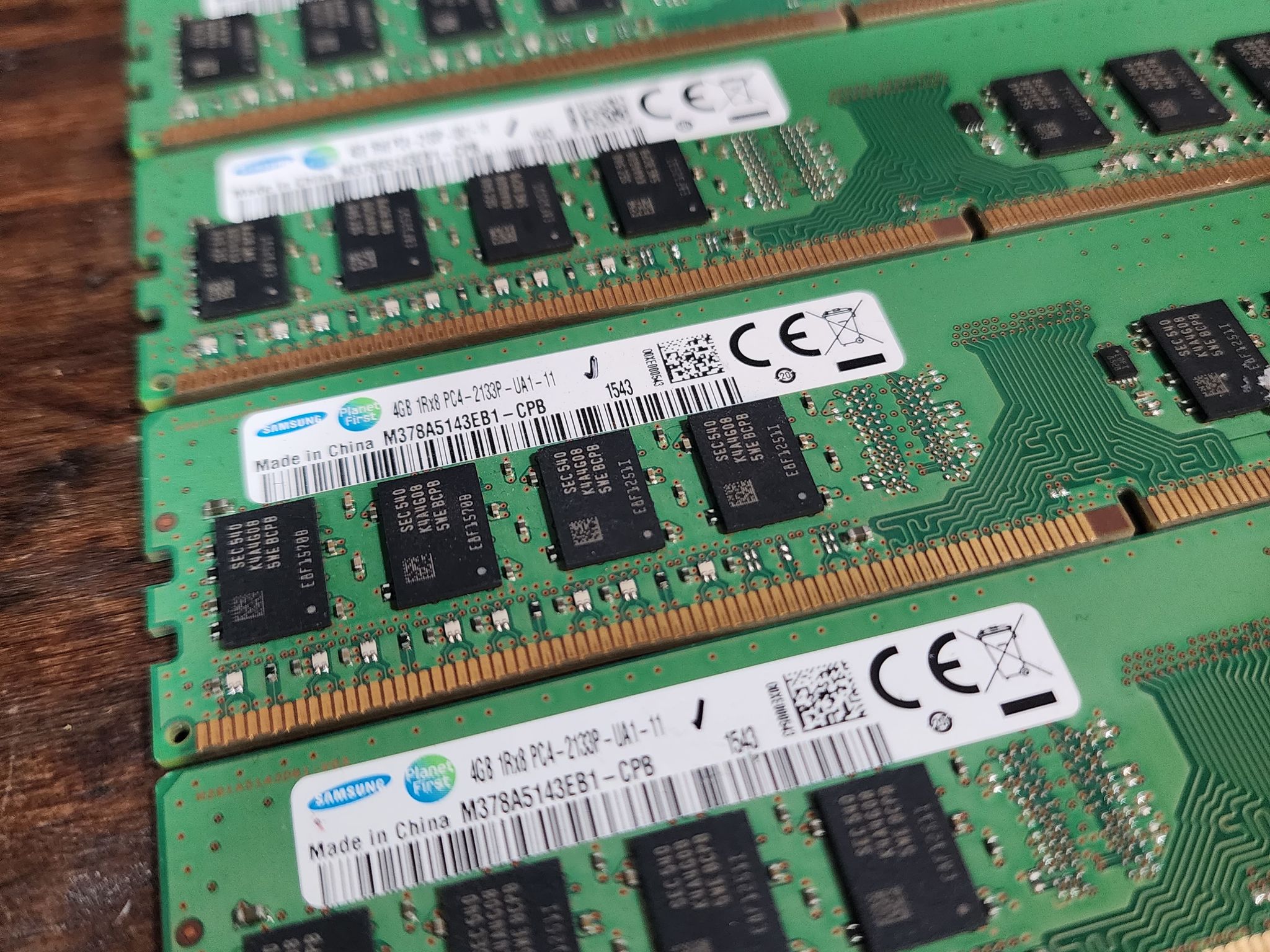 Samsung 4GB (16GB Total) Single Bank DDR4 2133MHz RAM (4X Sticks)