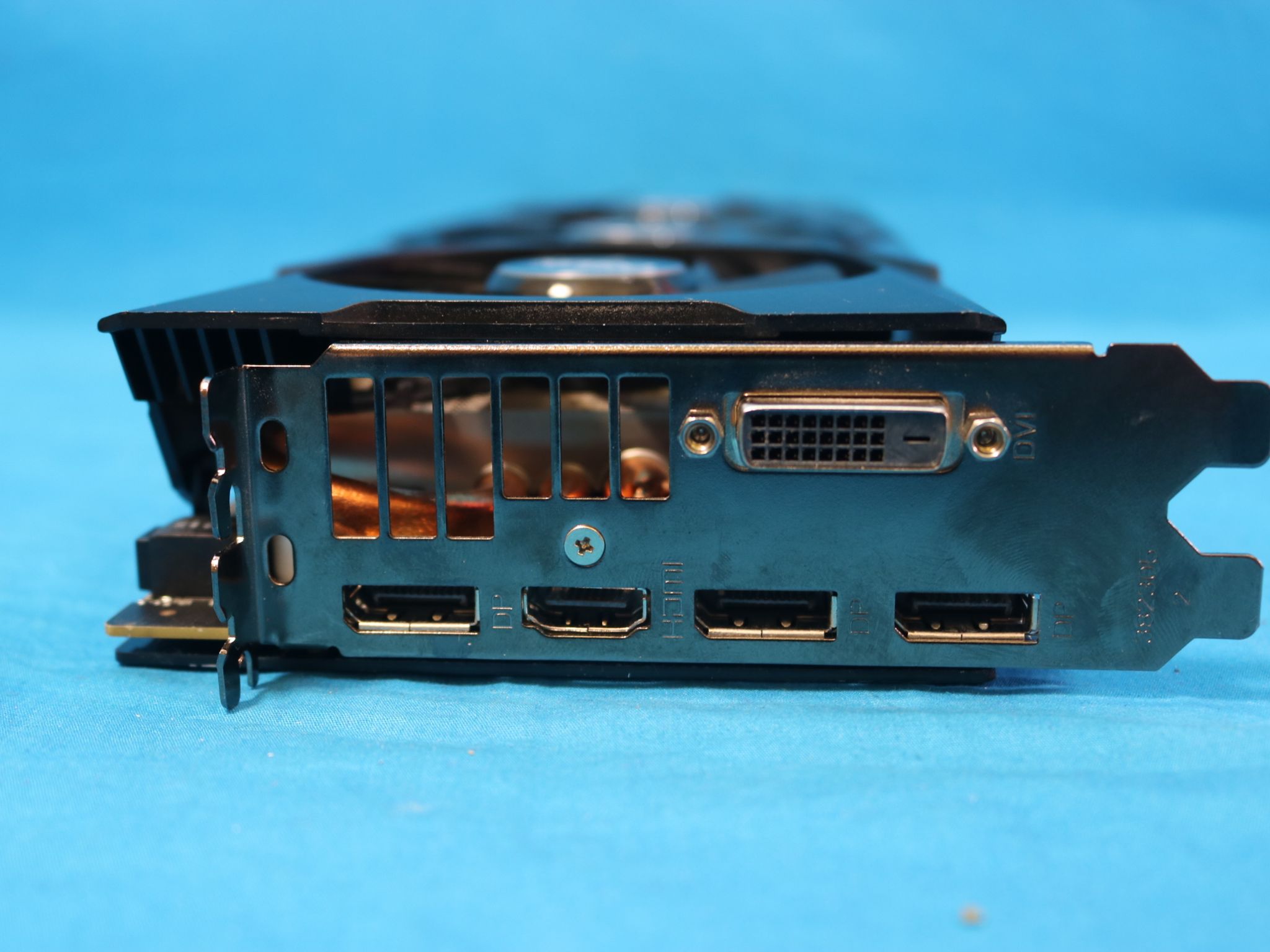 Sapphire Nitro AMD Radeon R9 Fury 4GB HBM Tri-X OC PCIe 3.0 x16 Desktop GPU 299-1E331-100SA