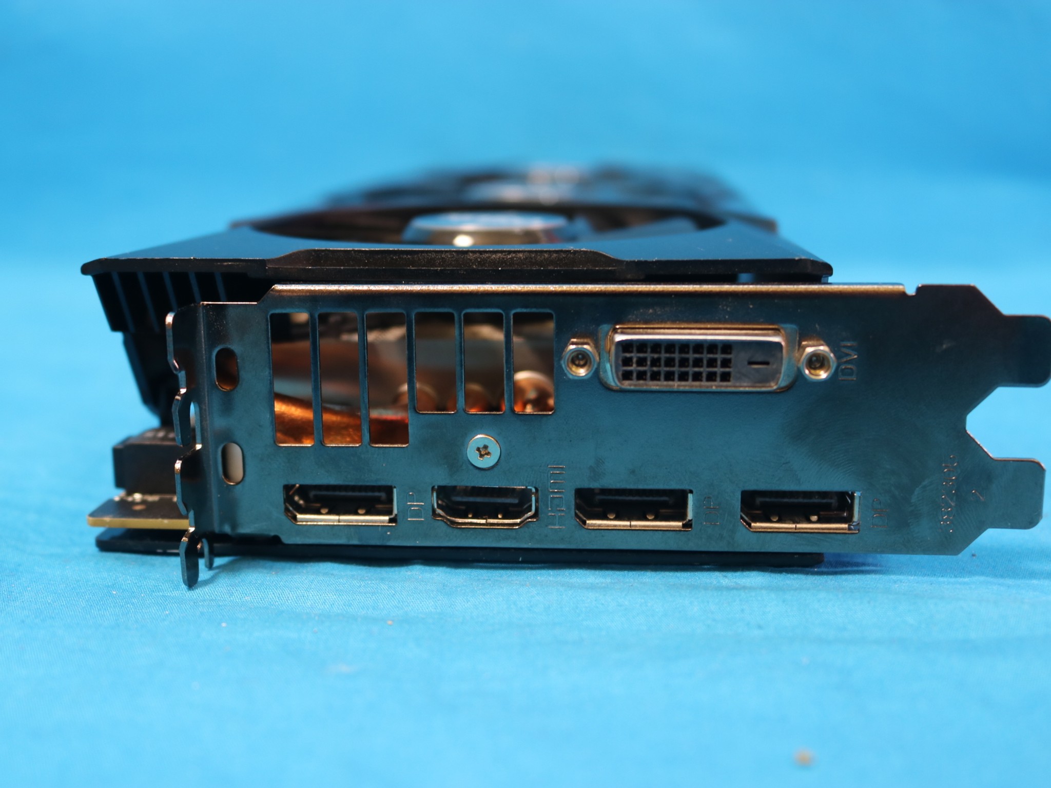 Sapphire Nitro AMD Radeon R9 Fury 4GB HBM Tri-X OC PCIe 3.0 x16 Desktop GPU 299-1E331-100SA