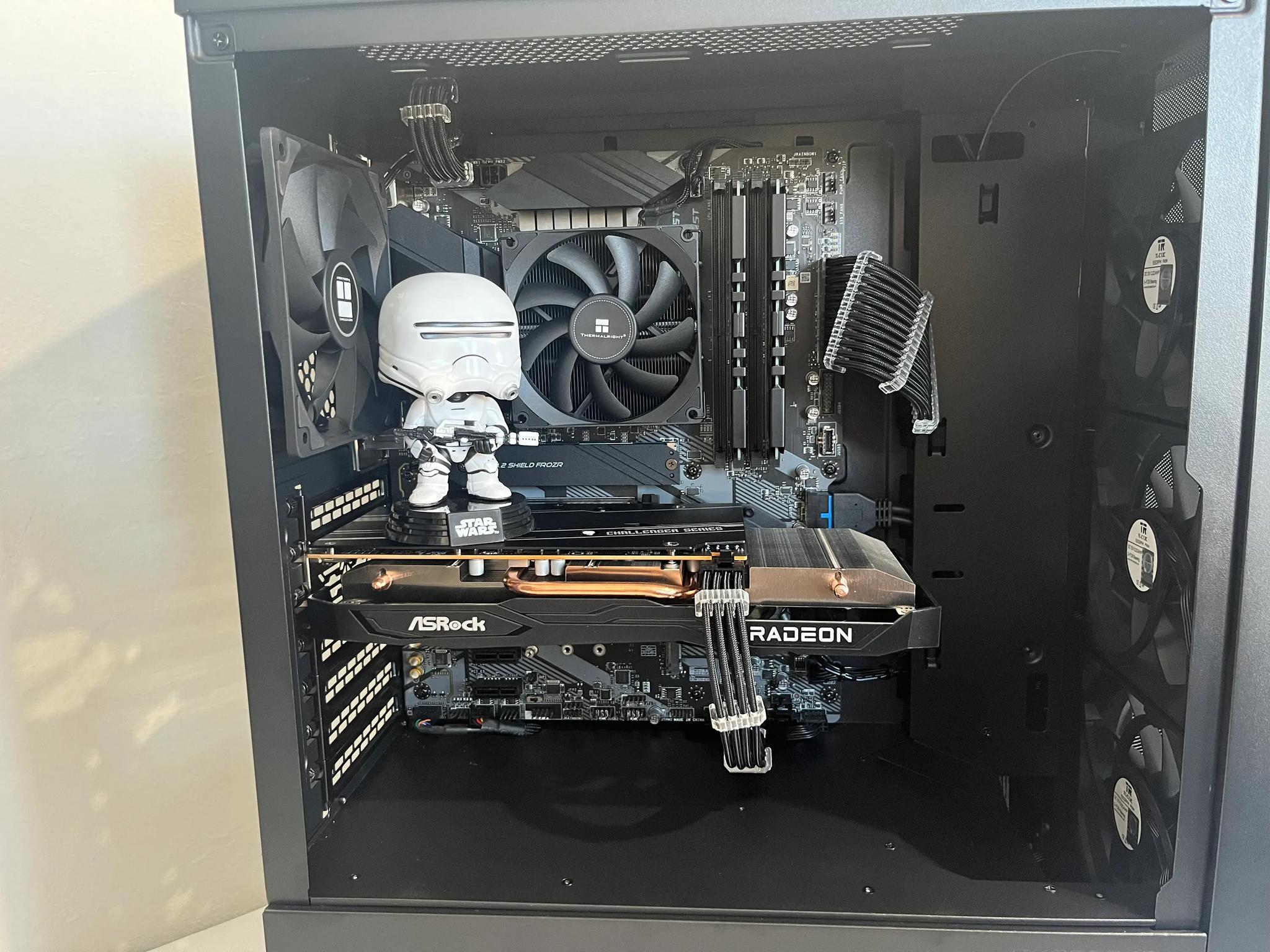"Challenger's Fury Gaming PC: Unleashing the i5-11400F with a Radeon RX 6600XT 8GB Graphics Card"