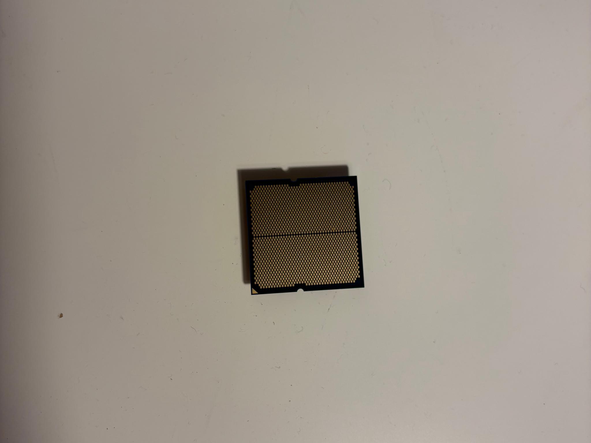 Ryzen 5 8400F - 6 Core, 12 Threads, 4.2 Ghz