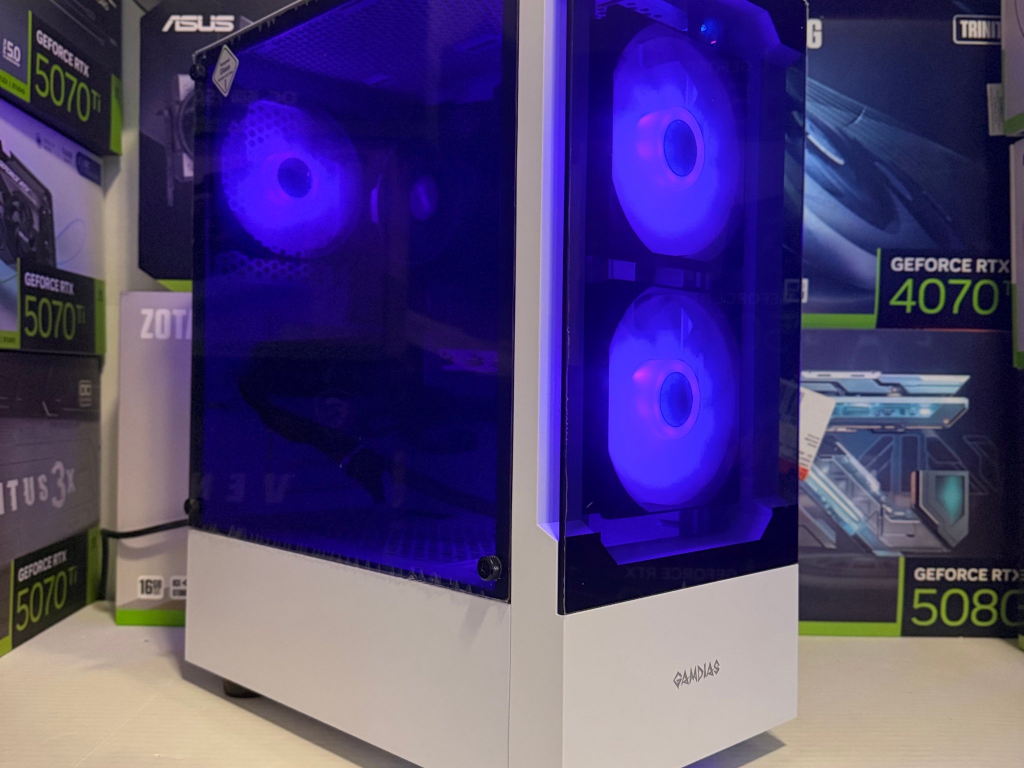 Ryzen 5 | RTX 5060 | 16GB RAM | 1TB SSD