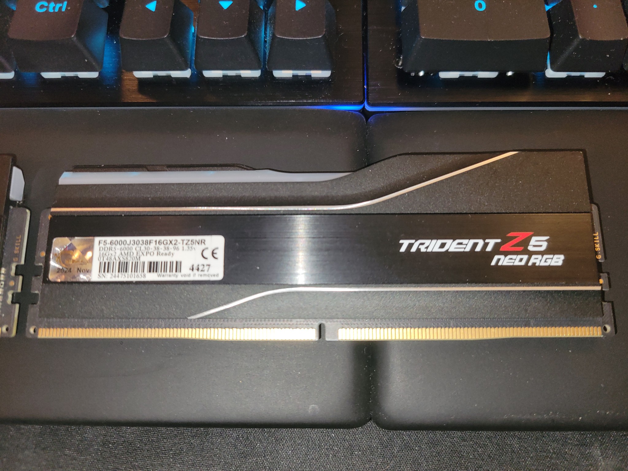 G.Skill Trident Z5 32GB CL30 32GB (16 x 2) DDR5 RGB AMD Expo Neo
