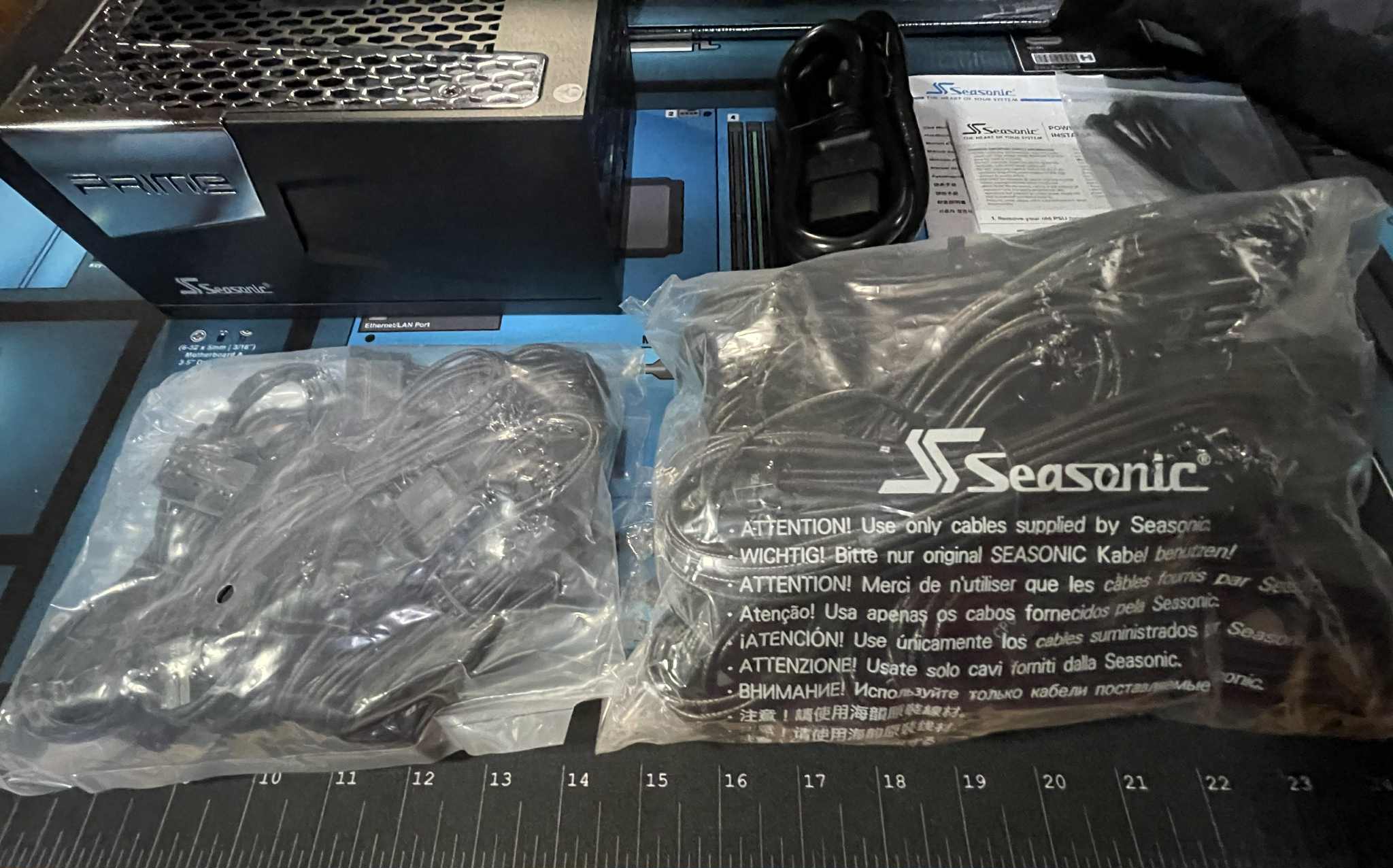 Seasonic Prime PX-1600 .. 1600w platinum power supply
