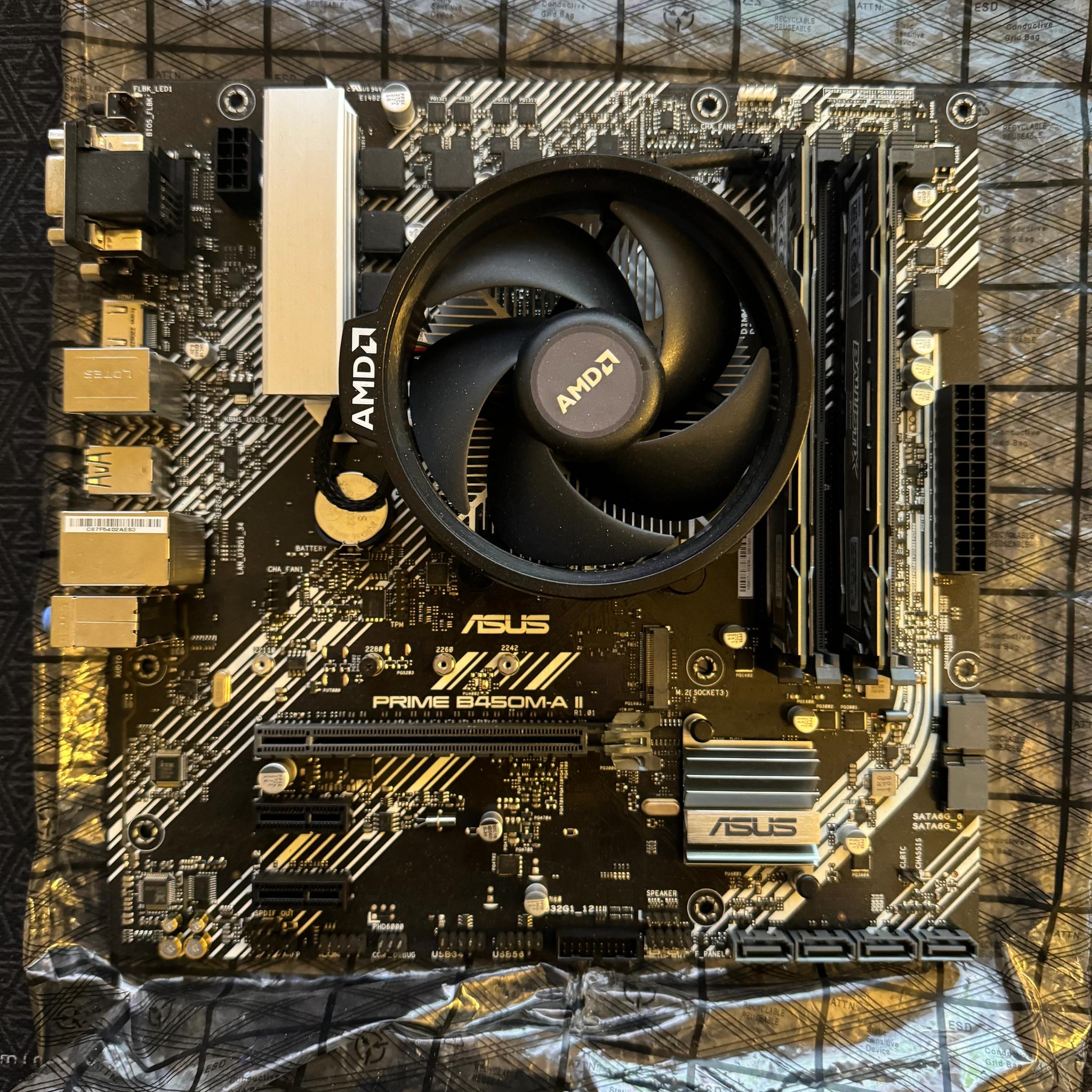 Bundle! Ryzen 7 5700X + Mobo & Ram