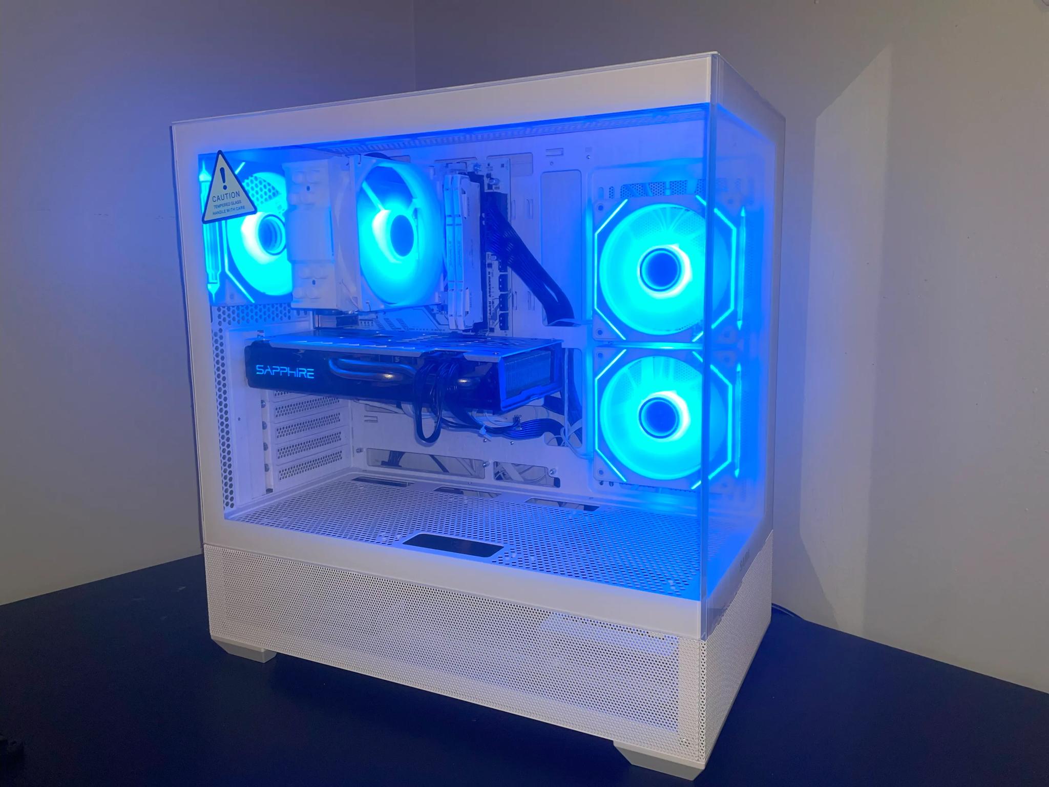White Custom RX 580, Ryzen 5 2600 Gaming PC