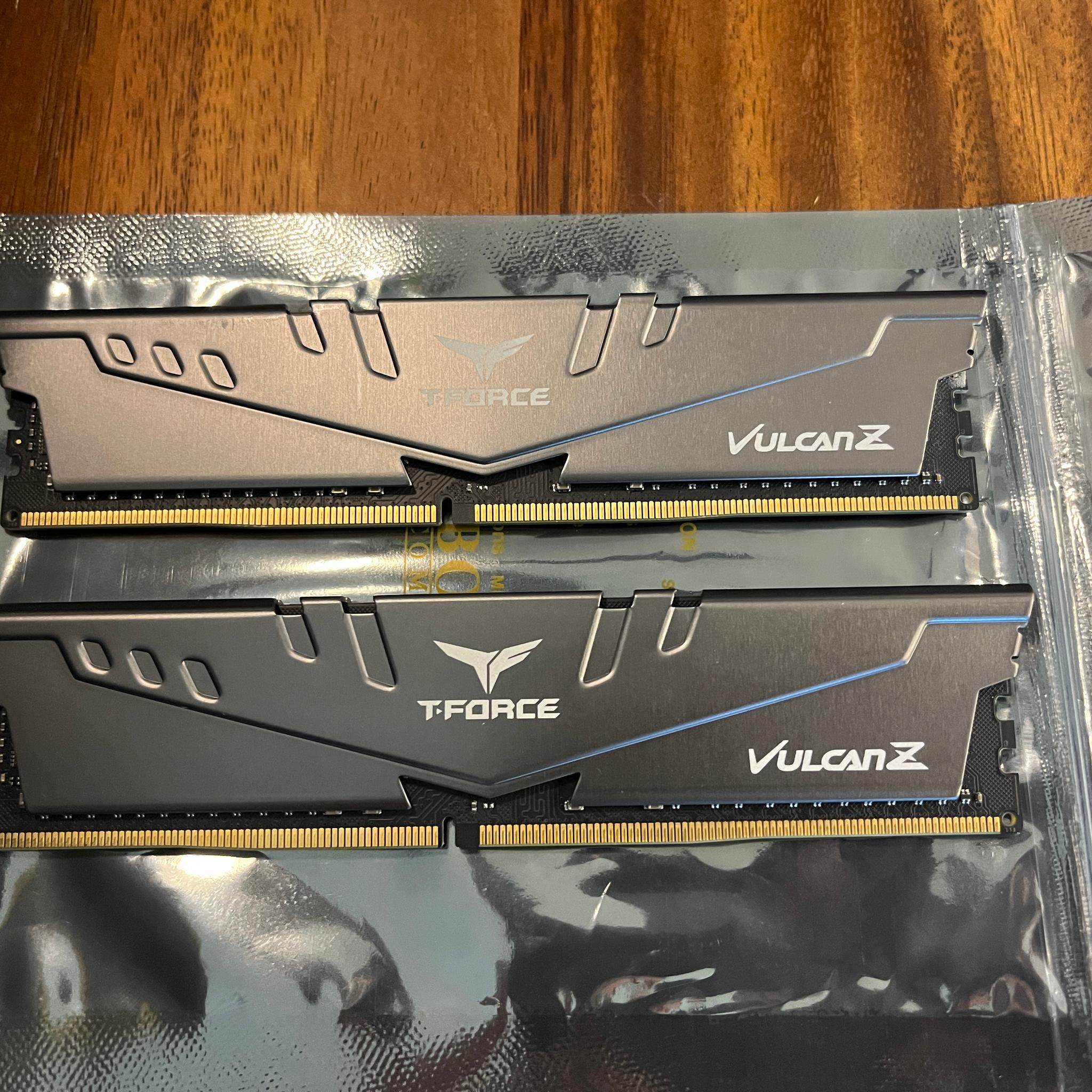 64GB TeamGroup VULCAN Z DDR4 DESKTOP MEMORY 3200MHz 2 x 32GB