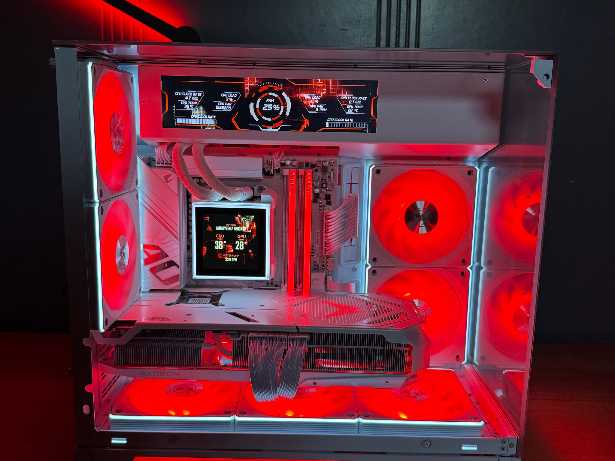 🧊Lian Li PC | Ryzen 7800X3D, 9070 XT, 32GB DDR5, 2TB SSD, Lian Li Case/Fans/Cooler/PSU