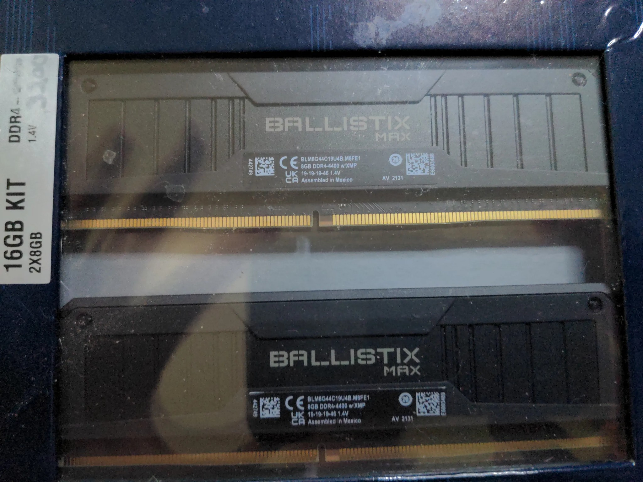 4400MHz Crucial Ballistix MAX 16 GB (2 x 8 GB) DDR4-4400 CL 19 Memory
