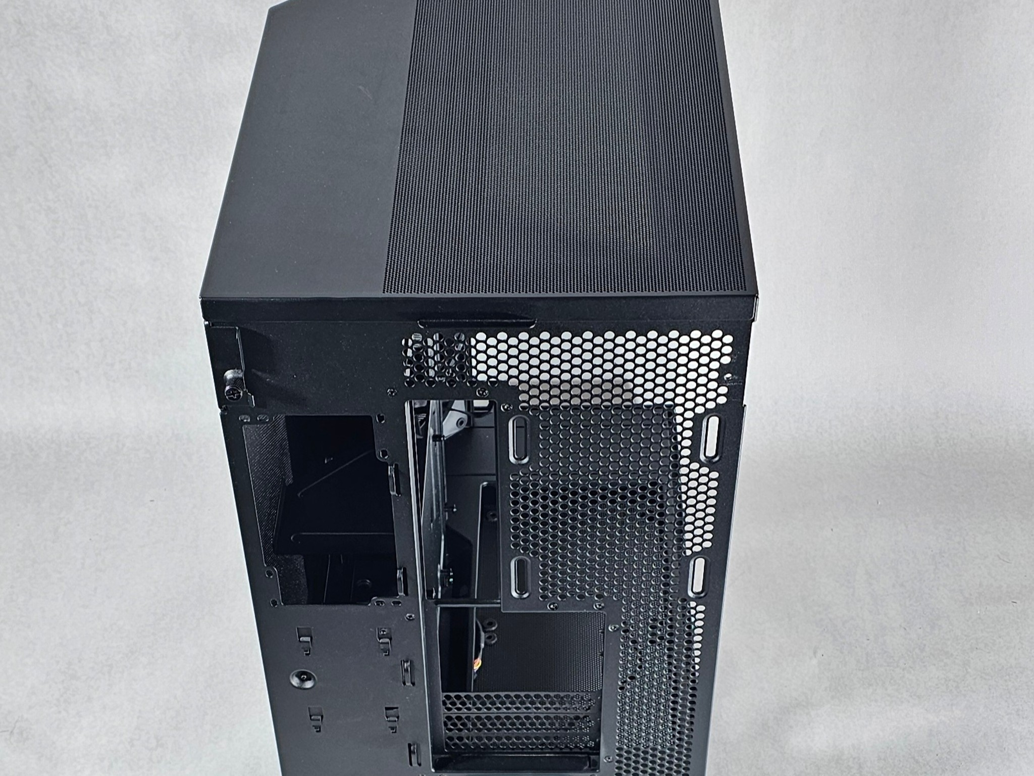 NZXT PC Case with Tempered Glass Side Panel and Front Mesh