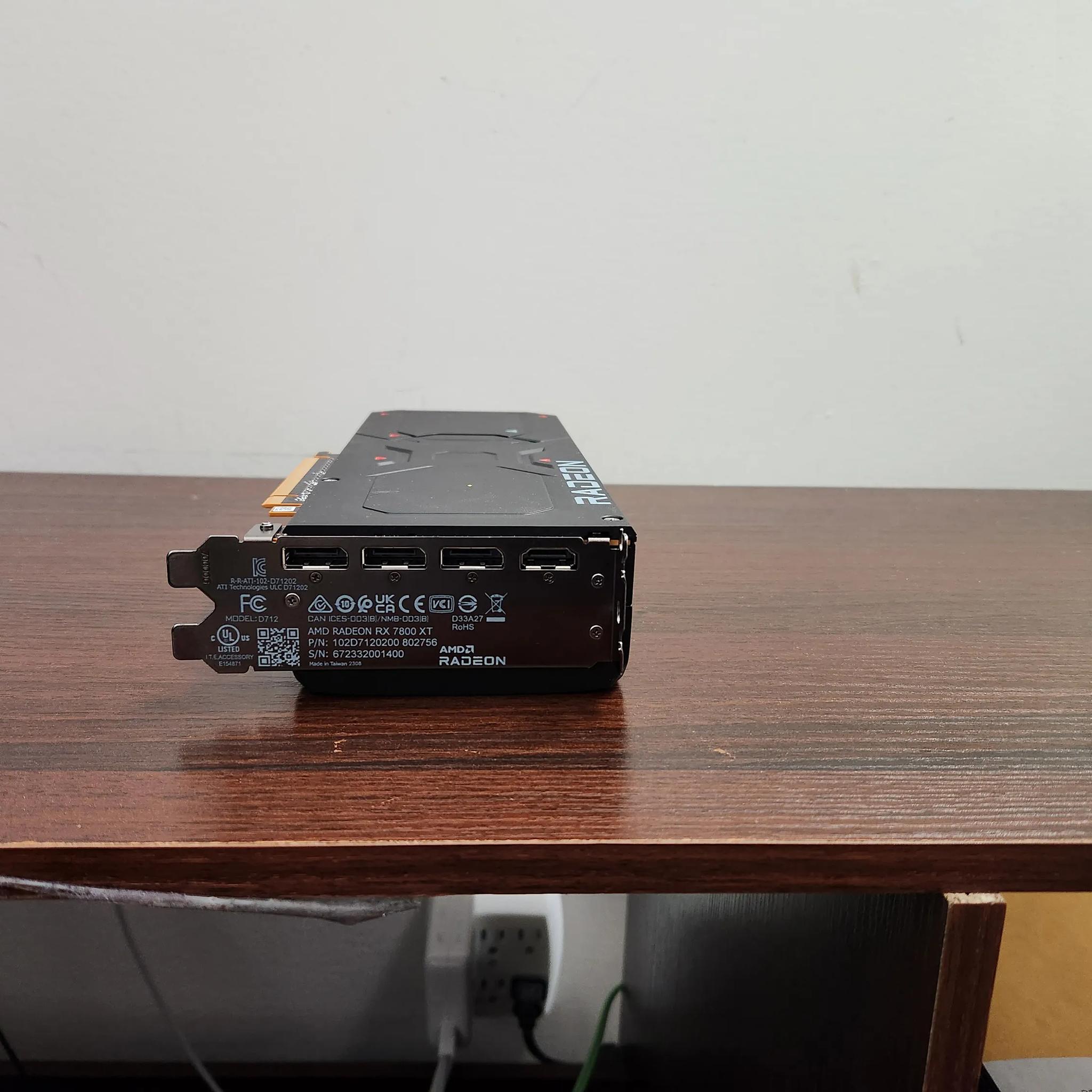 Like New/Open Box: AMD RX 7800XT - 16 GB GDDR6