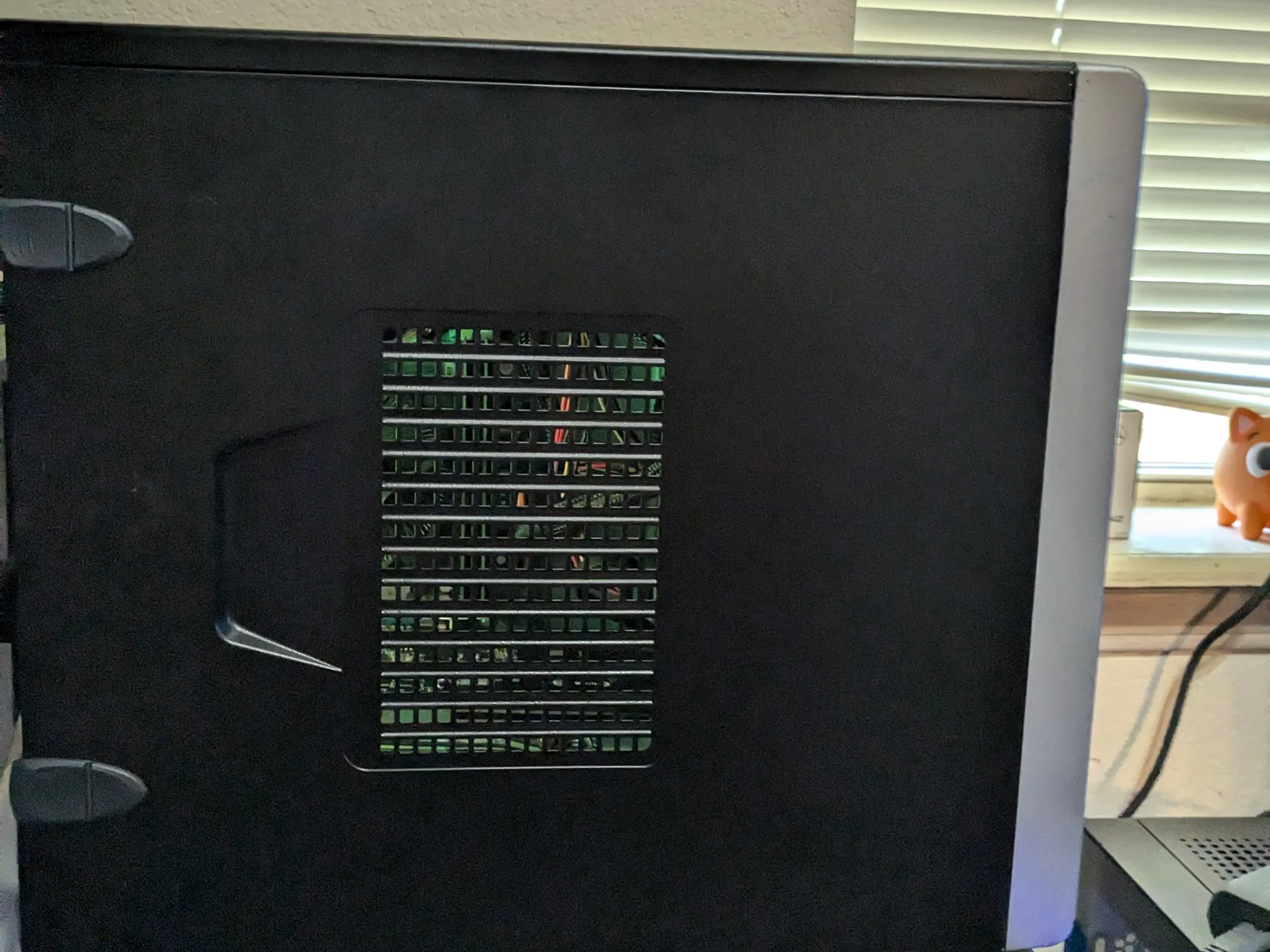 Esports Beater ~ Intel Xeon E3-1220v2 (Same as i5-3450), 16GB RAM, GTX 960 2GB, 400GB SSD, WiFi