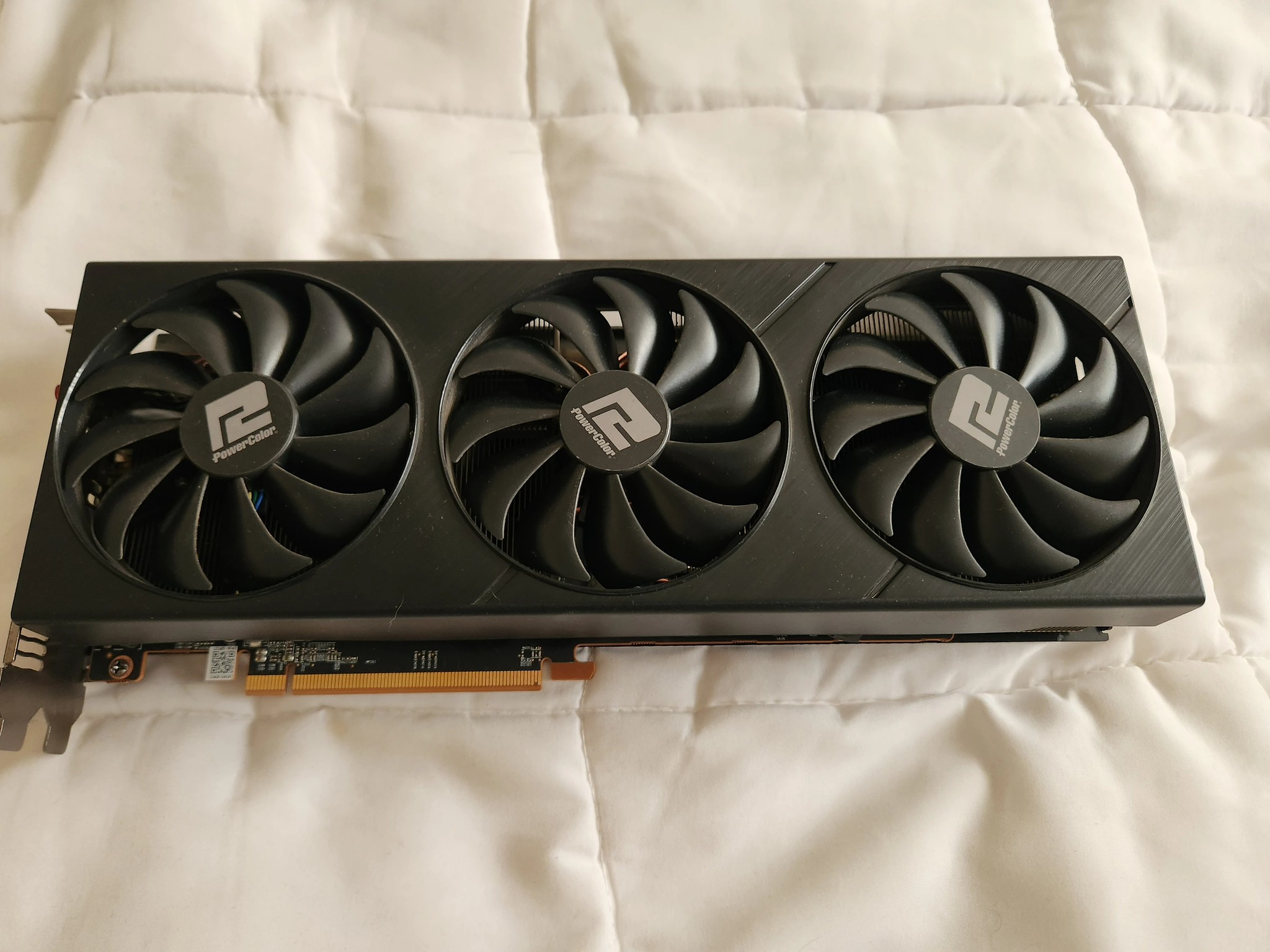AMD PowerColor  RX 6800 Fighter