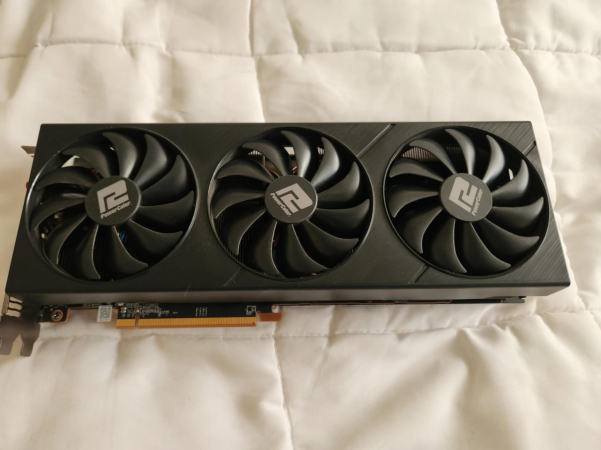 AMD PowerColor  RX 6800 Fighter