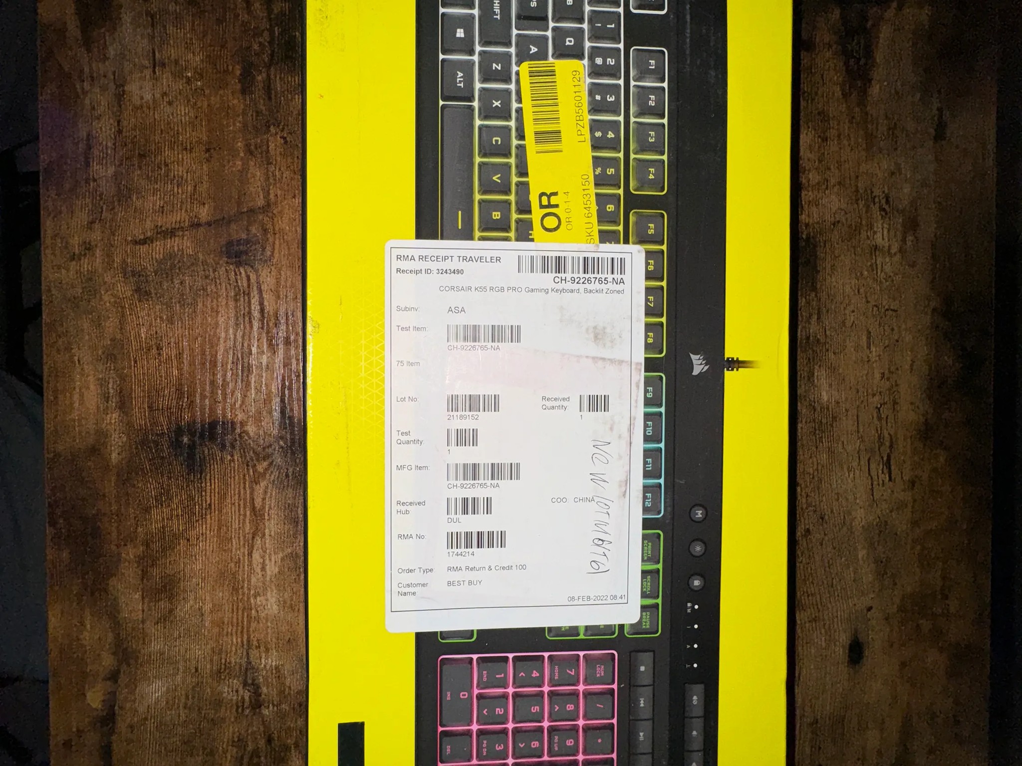 Corsair K55 RGB Pro Complete in Box