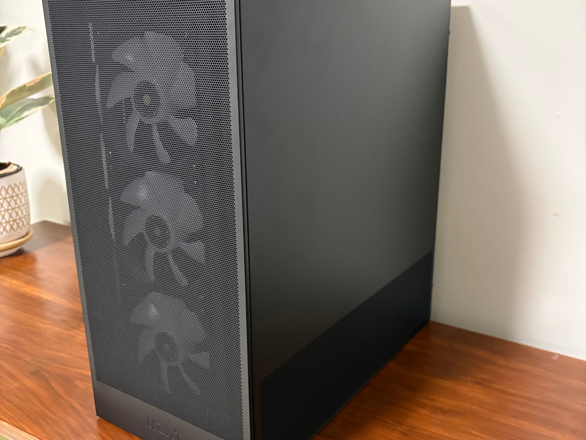 RTX 5070 | Ryzen 7 5800XT | 32GB DDR4 | 1TB NVMe | 750W Gold | NZXT H5 Flow (2024)