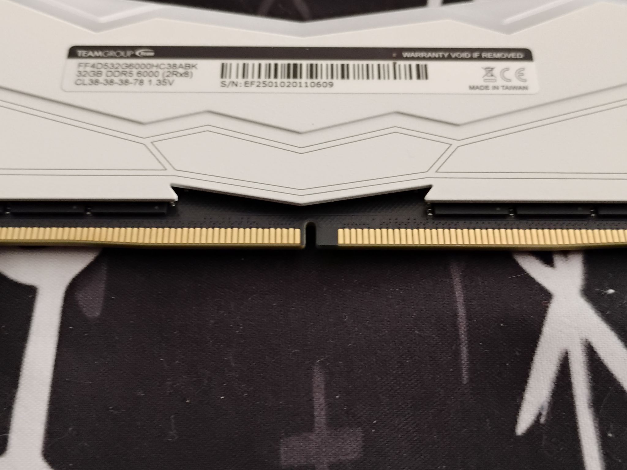 Team Group T-Force Delta RGB 64Gb DDR5 6000 (CL 38) Desktop Memory - White