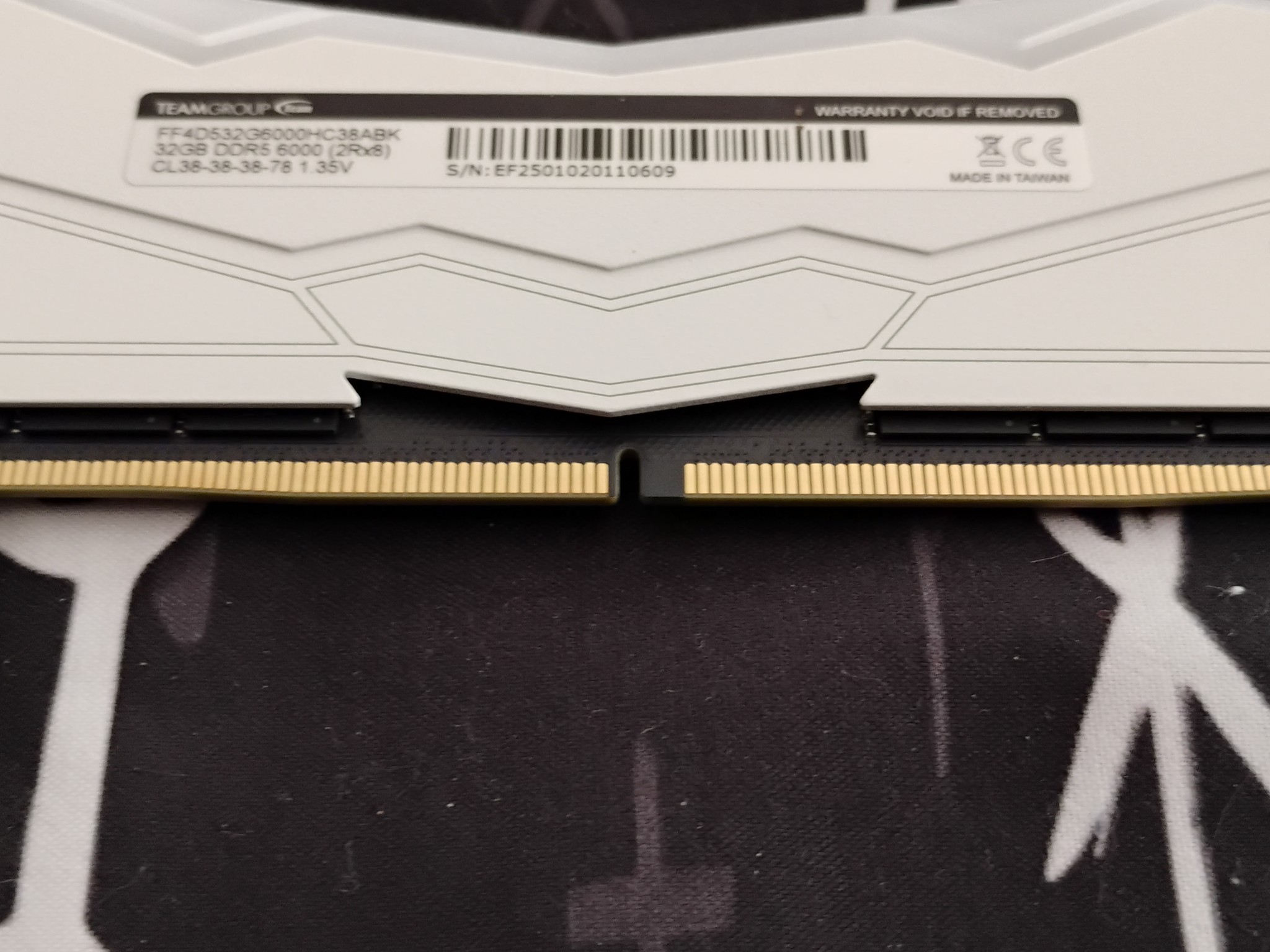 Team Group T-Force Delta RGB 64Gb DDR5 6000 (CL 38) Desktop Memory - White