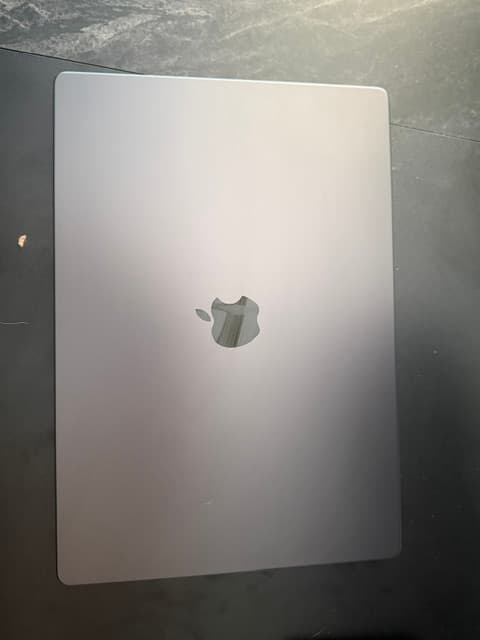 Apple MacBook Pro 16" M4 Pro 24GB RAM 512GB SSD Space Black - 100% Battery - Like New