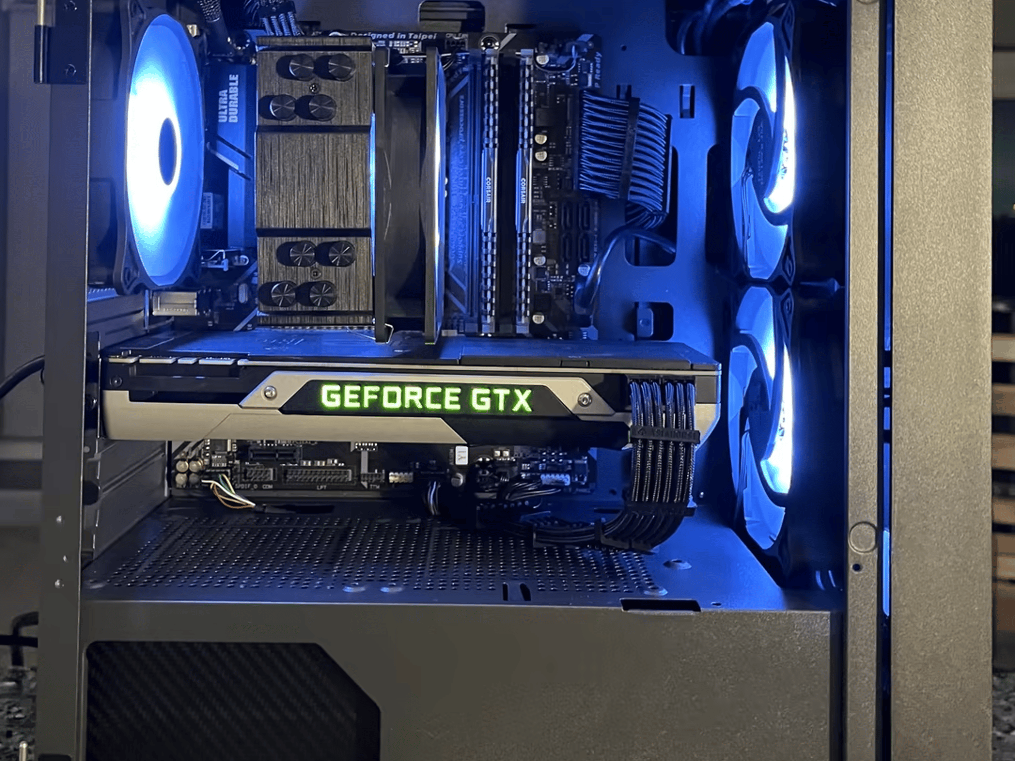 Carbon Compact// i5-9600k, GTX 970 4gb Budget Gaming PC