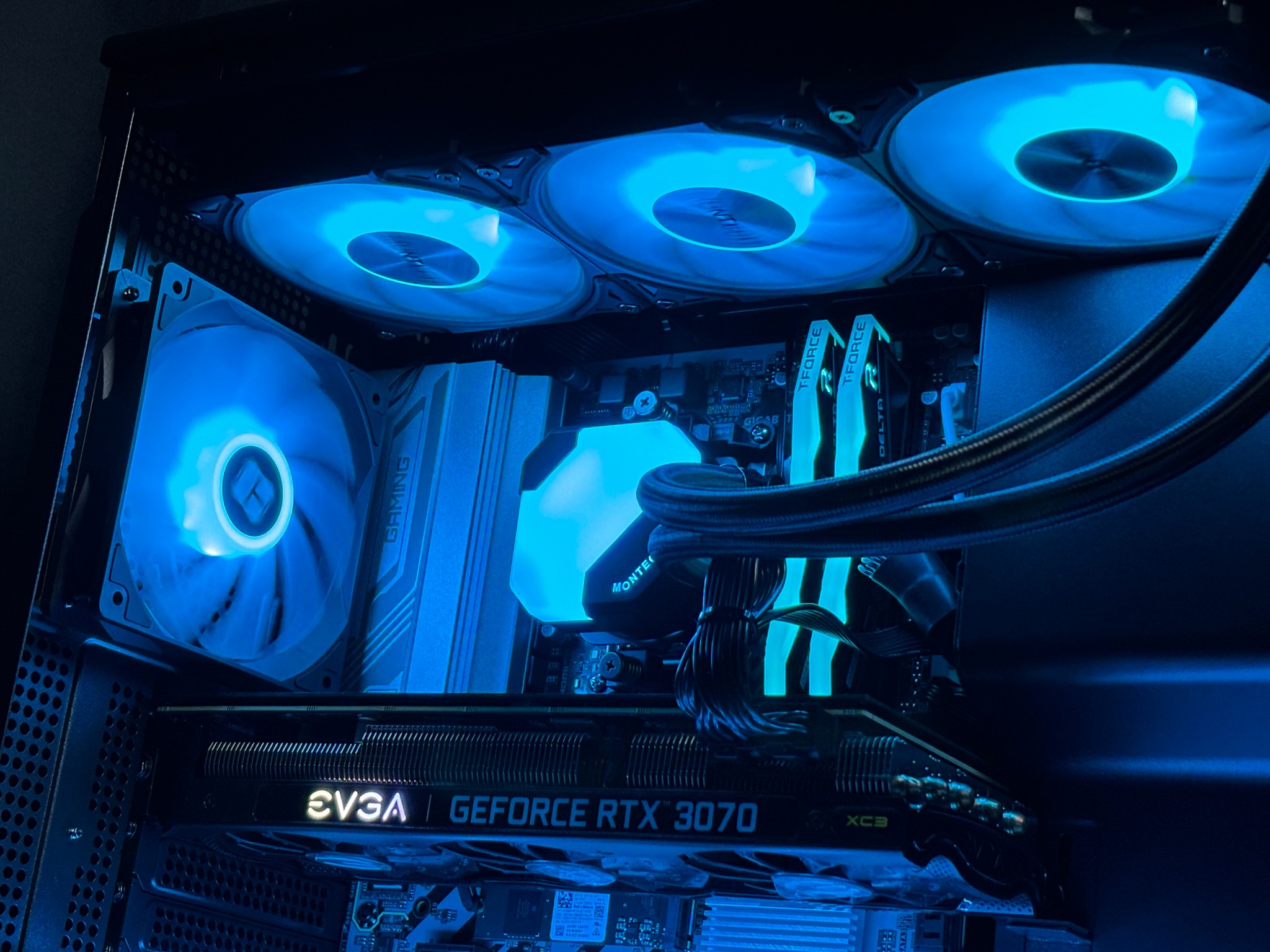 KILLER AM5 PC🔥RTX 3070 | Ryzen 5 7500F | 16GB DDR5 |  768GB M.2 Storage🔥