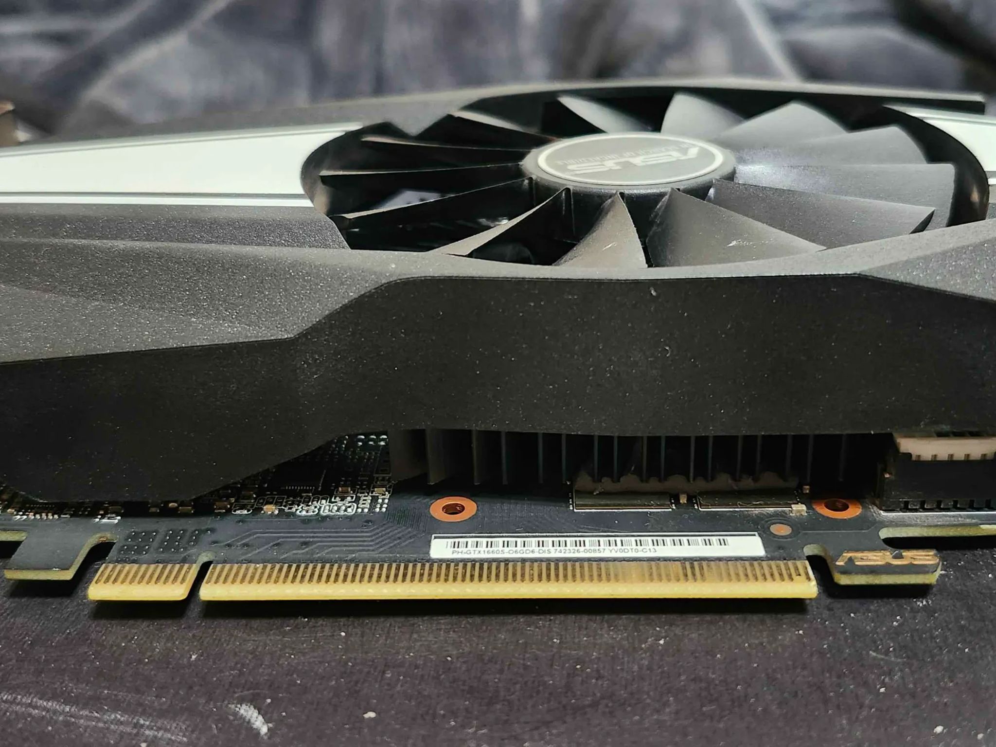 Asus Phoenix GTX 1660 SUPER
