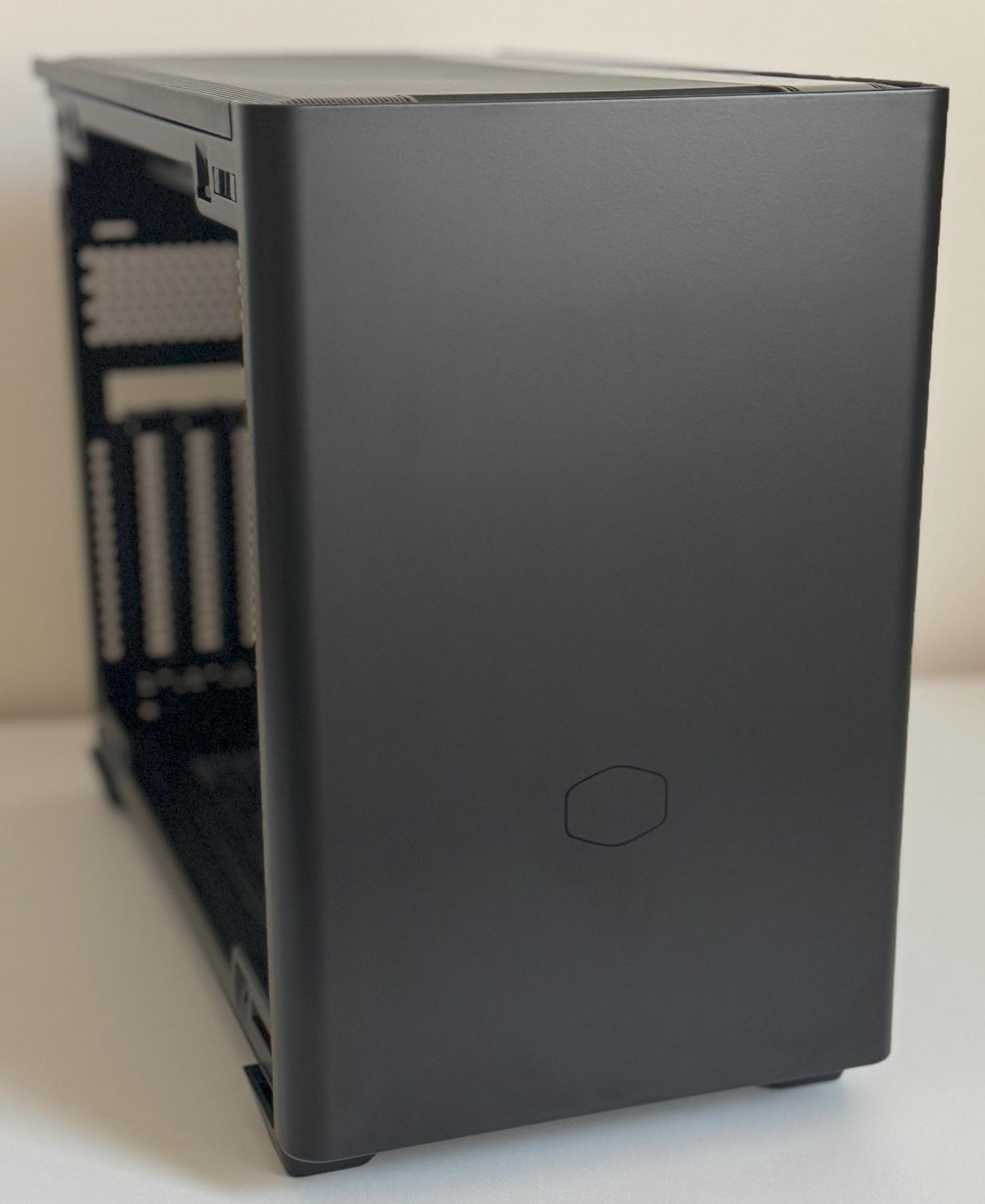 AM5 Mini ITX PC AMD Ryzen 5 8600G ASUS ROG STRIX B650E-I 1TB SSD 32GB DDR5 Cooler Master NR200P V2