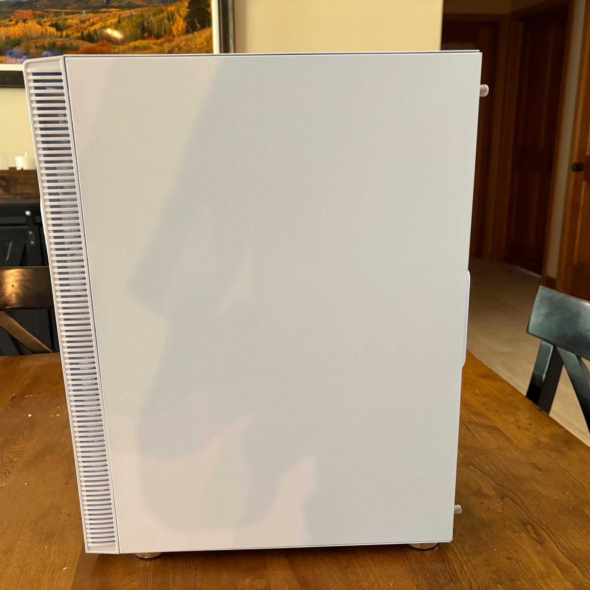 NEED GONE: Gaming PC – Ryzen 5 5600X | RTX 3060 Ti | 32GB RAM | 512GB M.2 | Like New