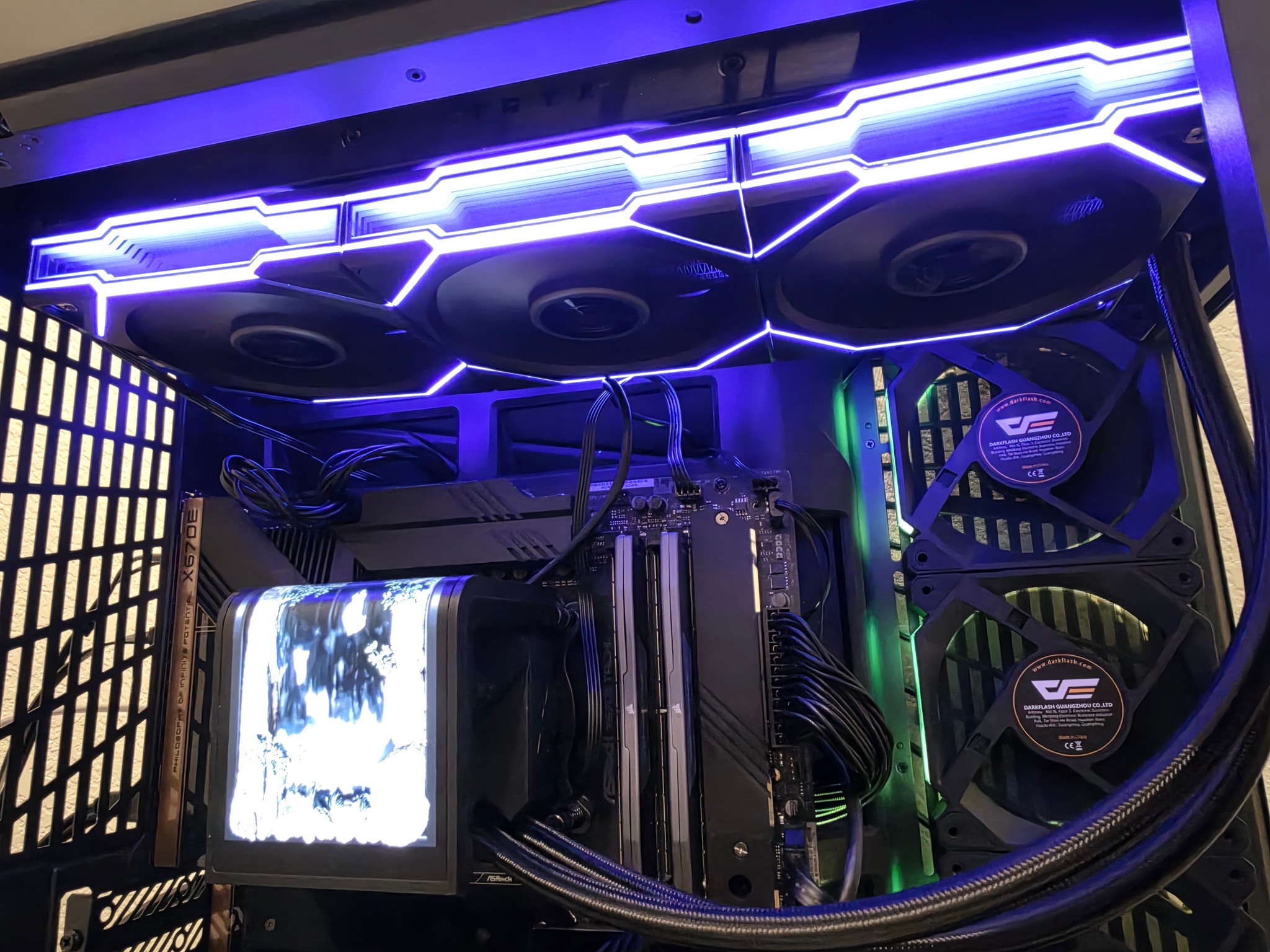 TRYX - Not Just for Kids | 7950X3D | RTX 5080 | 32GB DDR5 | 2TB NVME SSD