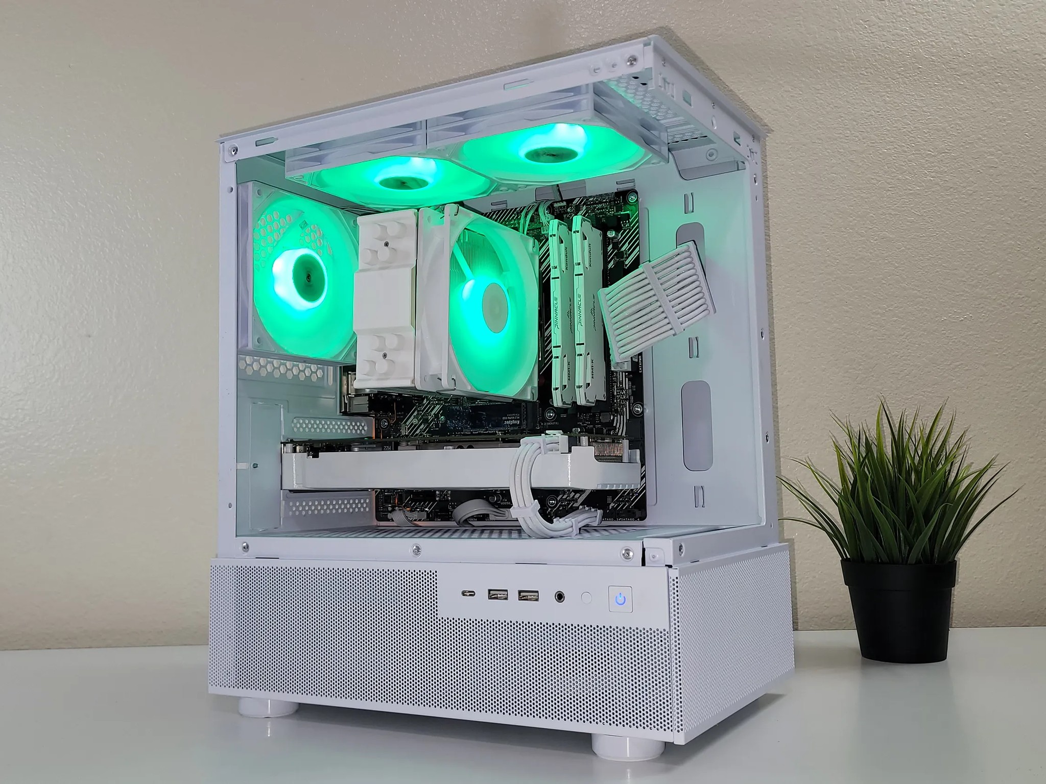 Ryzen 5 3600 | GeForce GTX 1060 3GB | 16GB DDR4 | 512GB SSD