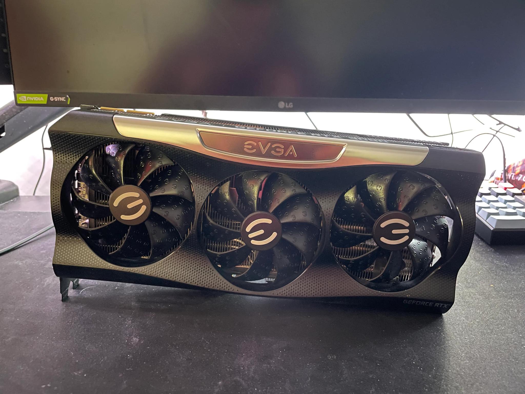 EVGA GeForce RTX 3090 FTW3 ULTRA GAMING 24GB GDDR6X Graphics Card